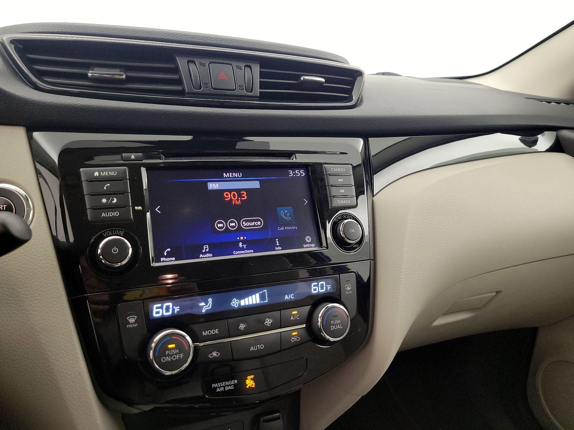 Thumbnail: 2019 Nissan Rogue Sport - 15