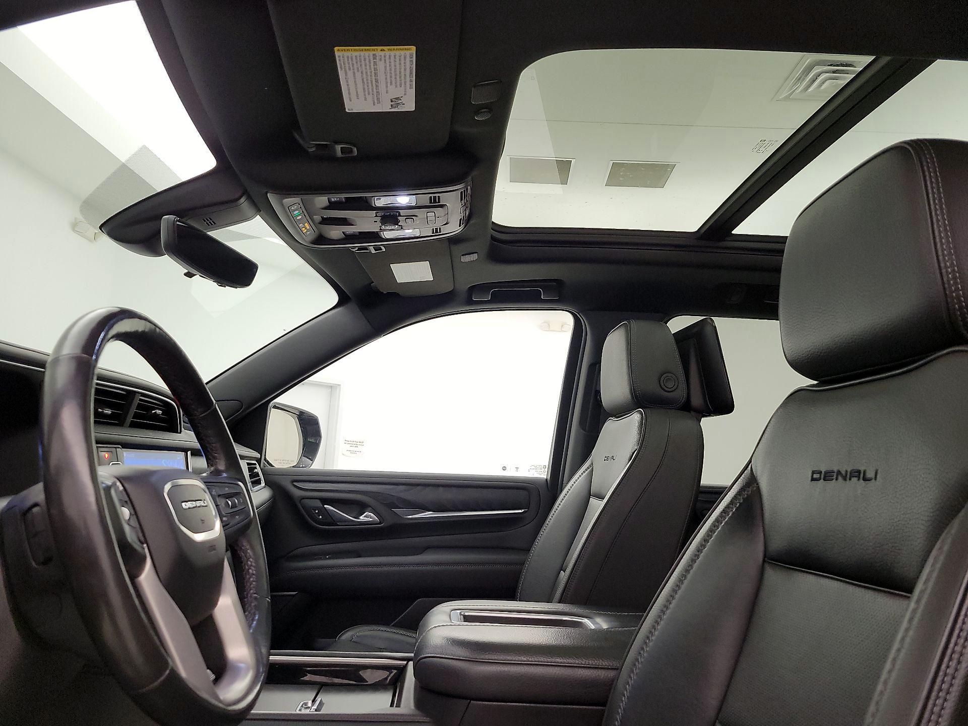 Thumbnail: 2021 GMC Yukon XL - 20