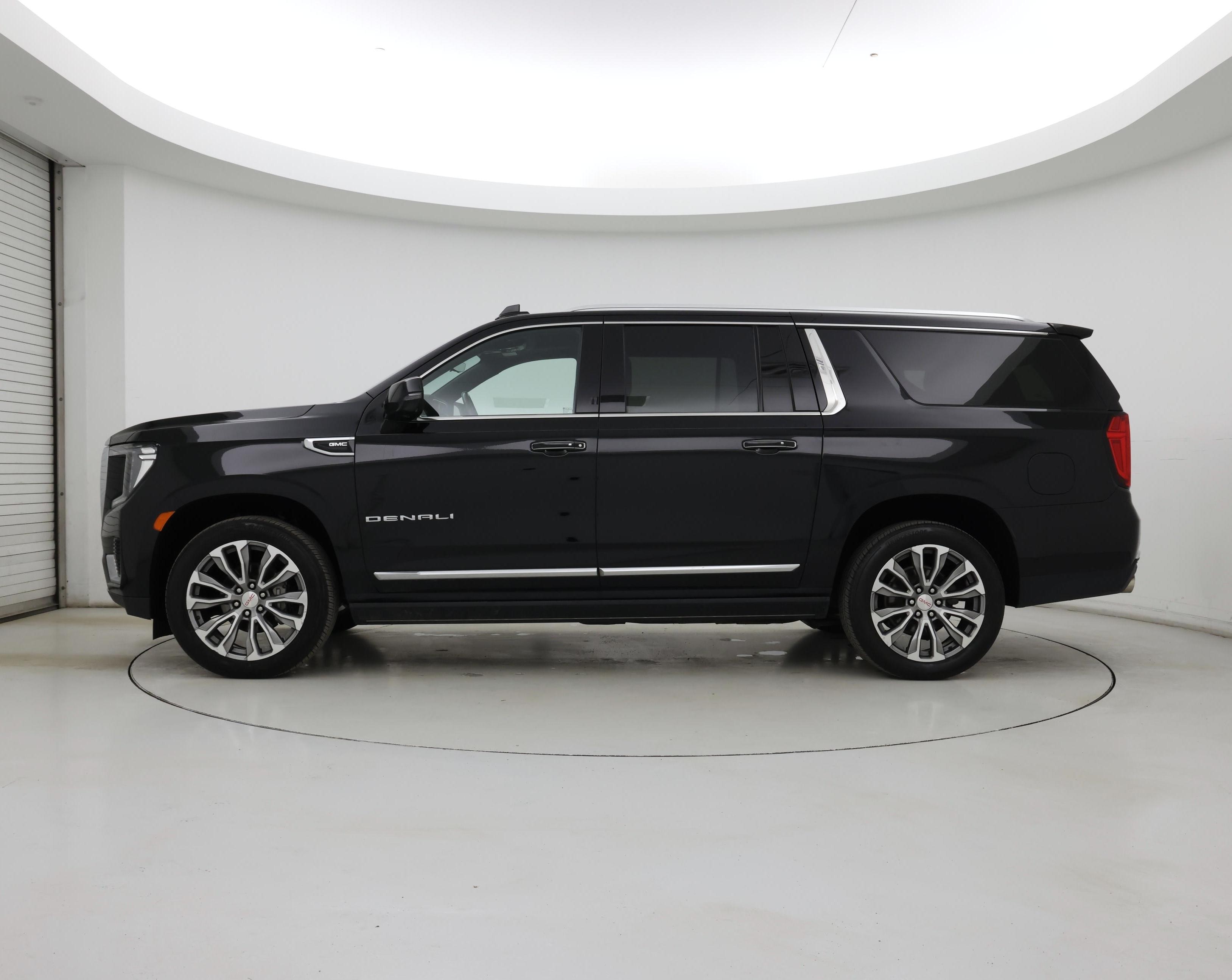 Thumbnail: 2021 GMC Yukon XL - 3