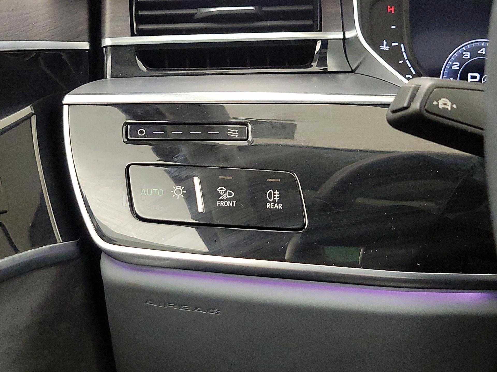 Thumbnail: 2020 Audi A8 - 13