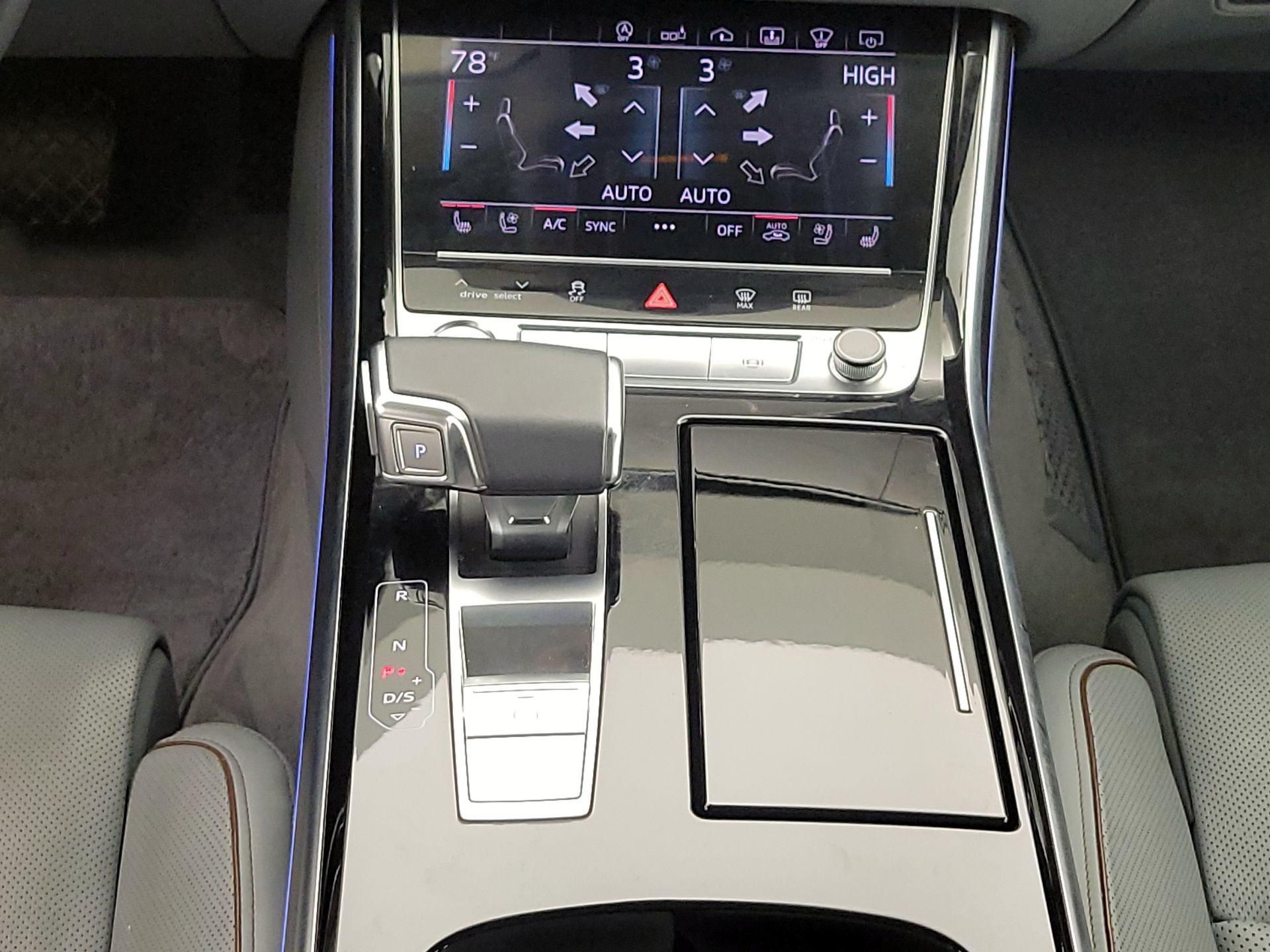 Thumbnail: 2020 Audi A8 - 18