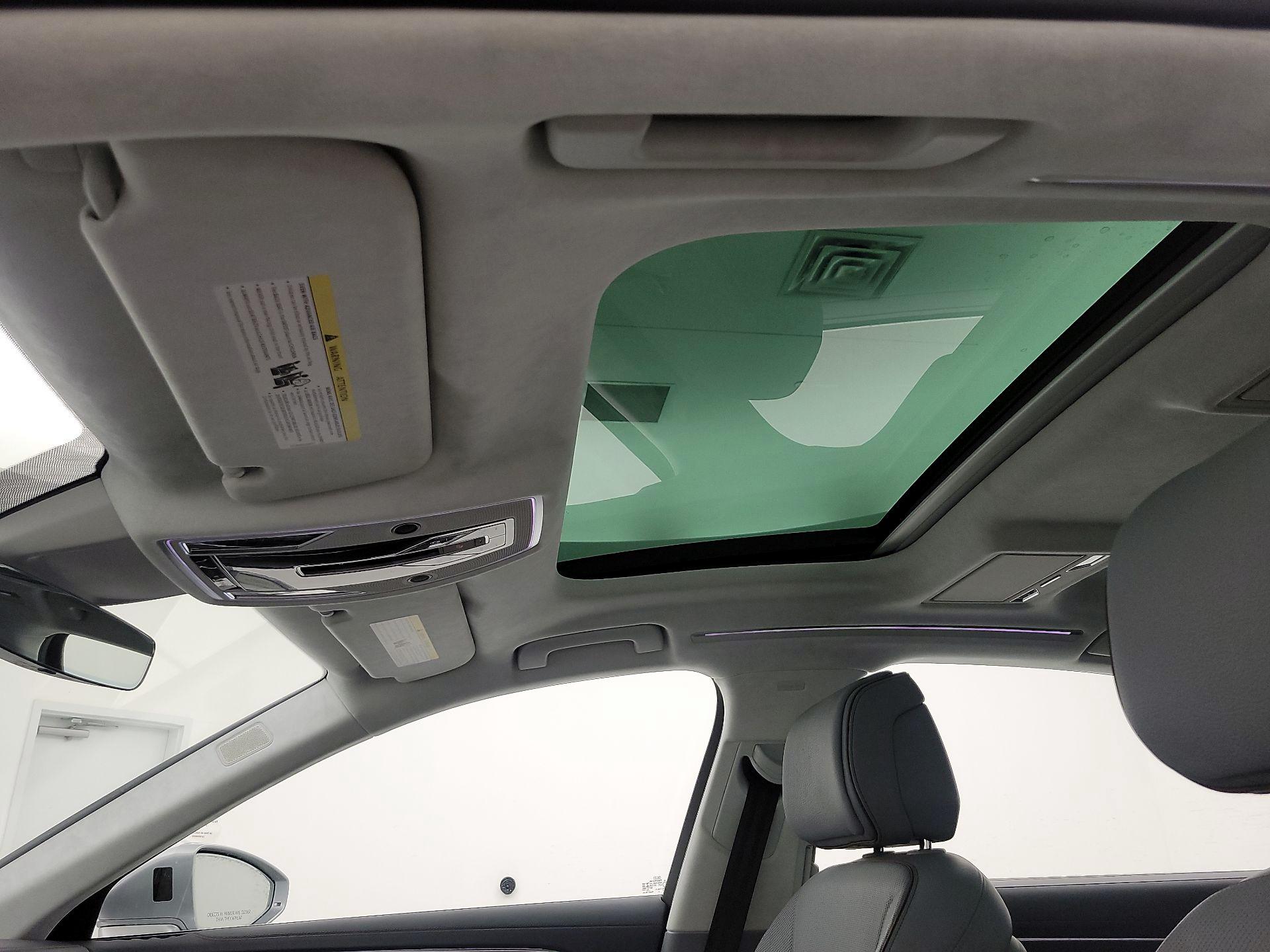 Thumbnail: 2020 Audi A8 - 20