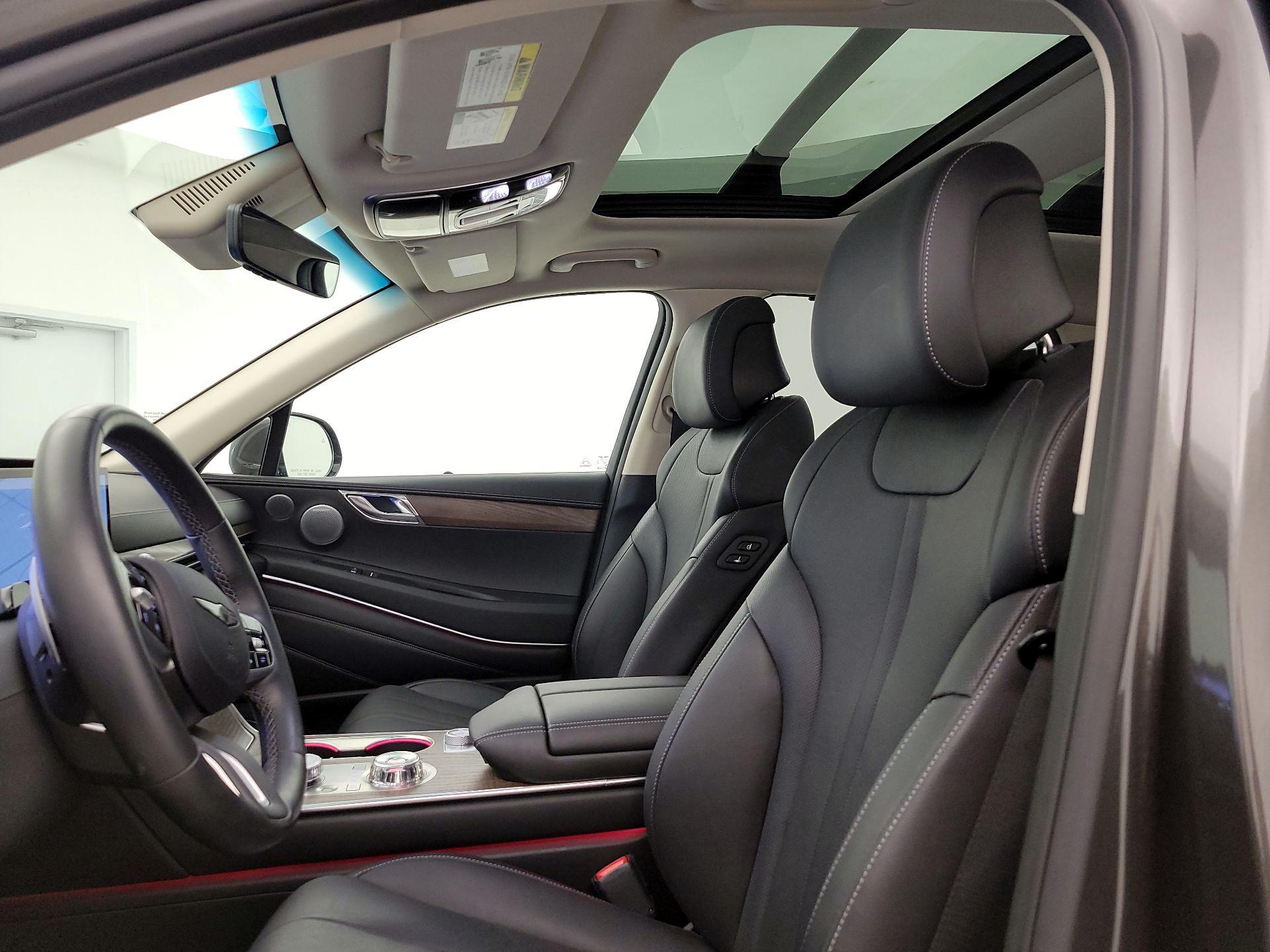 Thumbnail: 2025 Genesis GV80 - 20