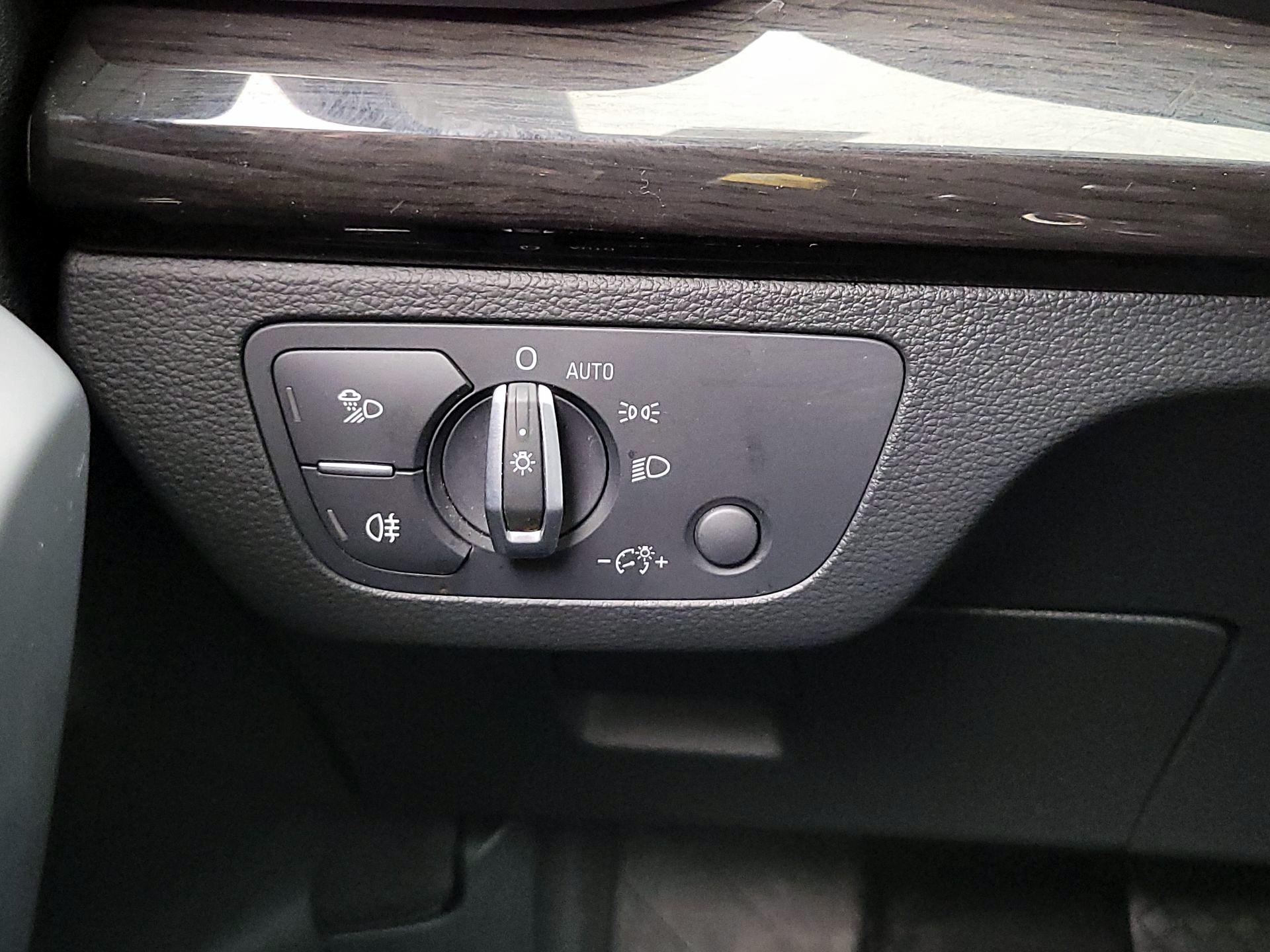 Thumbnail: 2020 Audi Q5 - 13