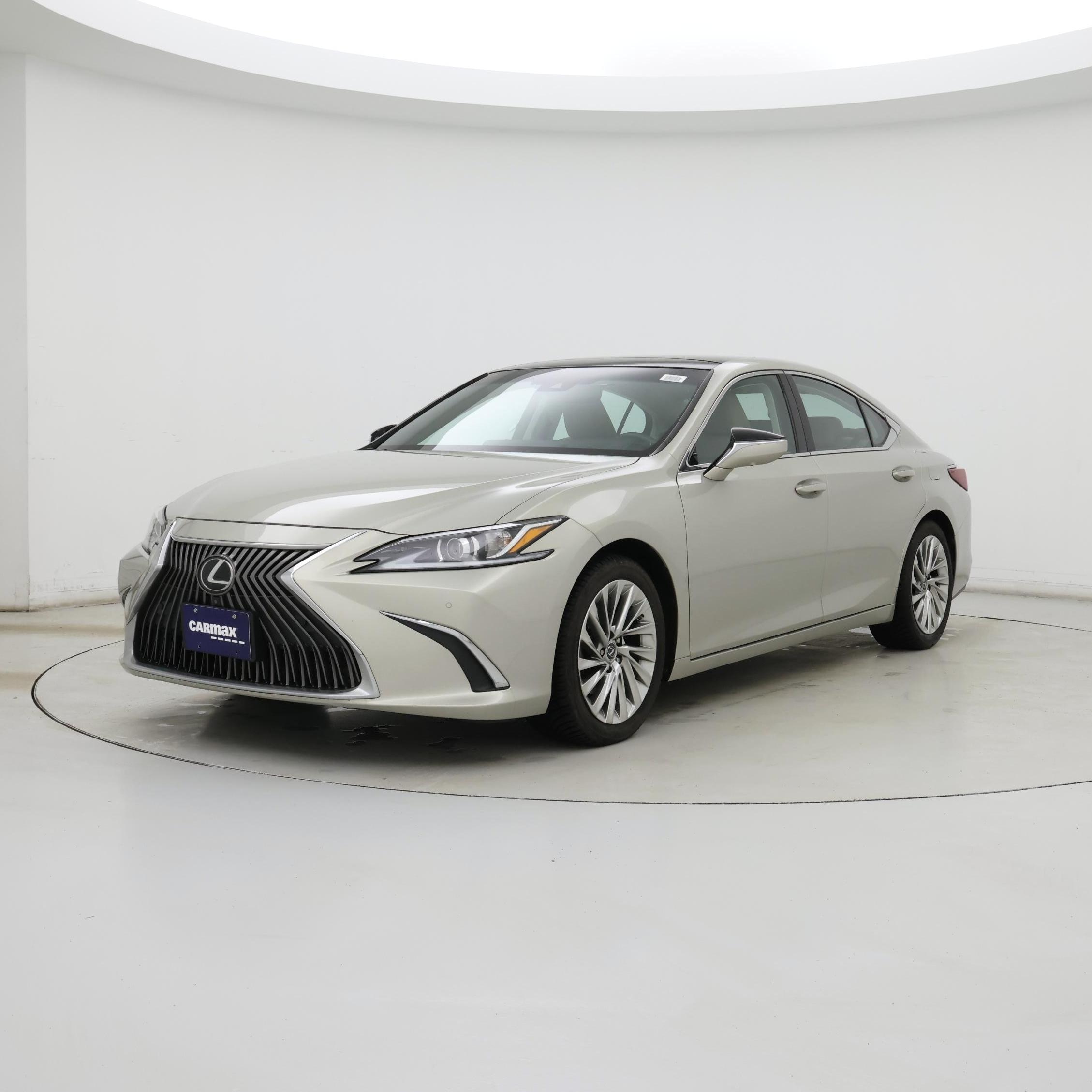 Thumbnail: 2020 Lexus ES - 4