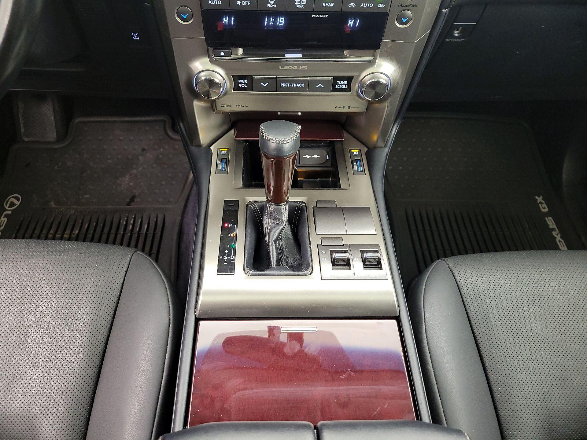 Thumbnail: 2019 Lexus GX - 18