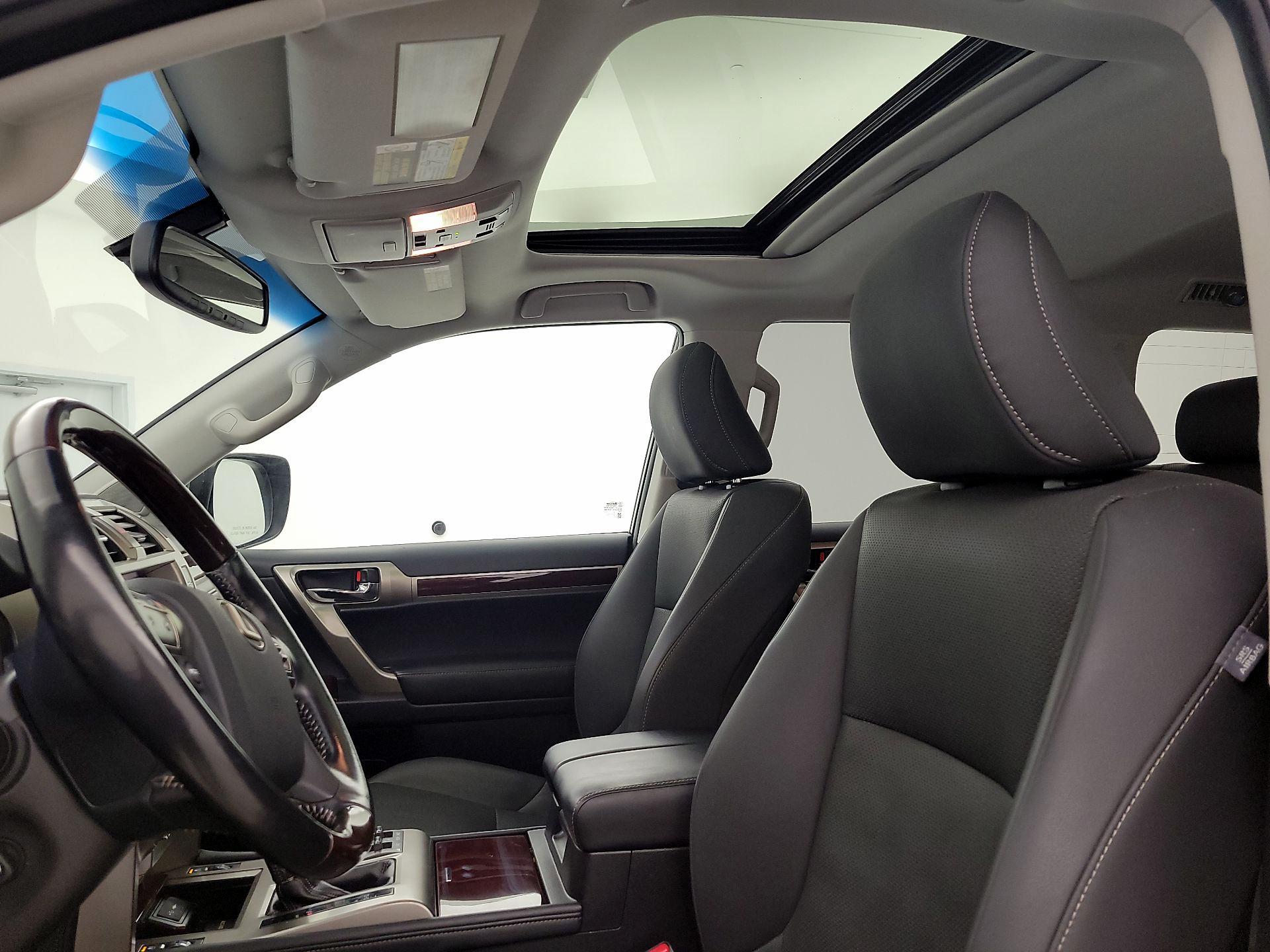 Thumbnail: 2019 Lexus GX - 20