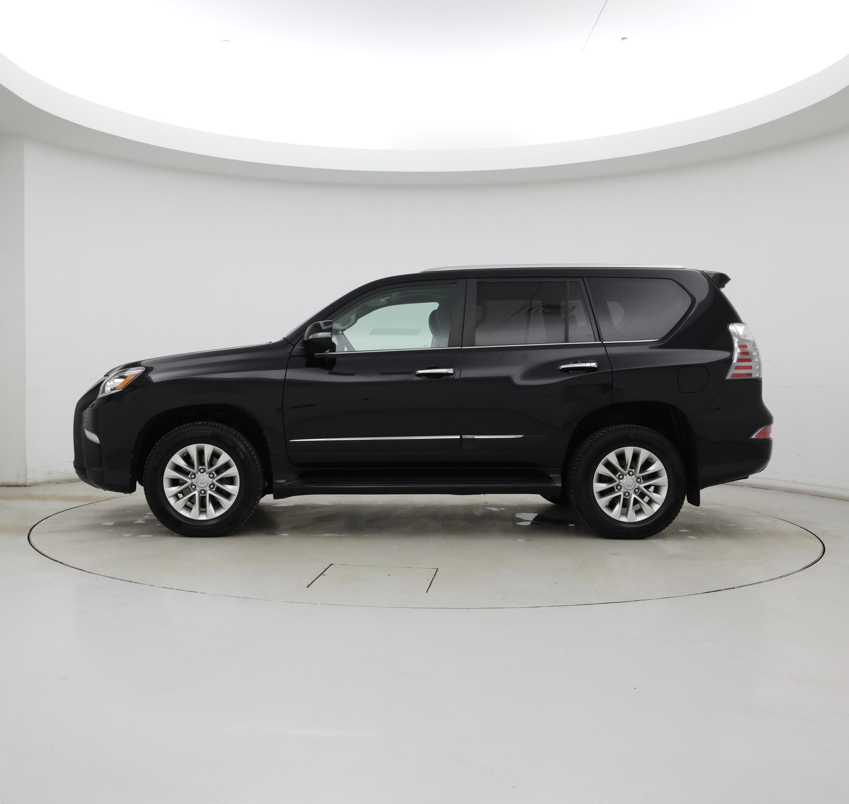 Thumbnail: 2019 Lexus GX - 3