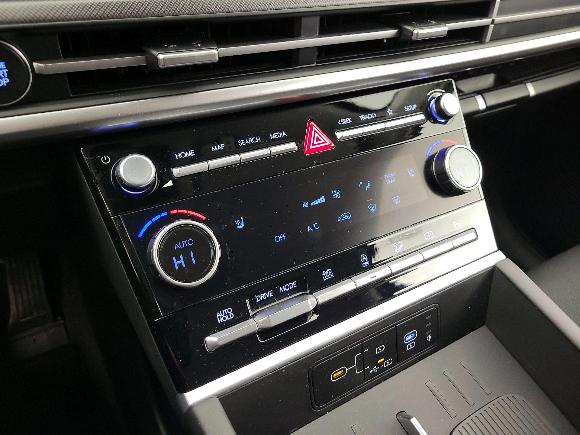 Thumbnail: 2025 Hyundai Santa Fe - 16