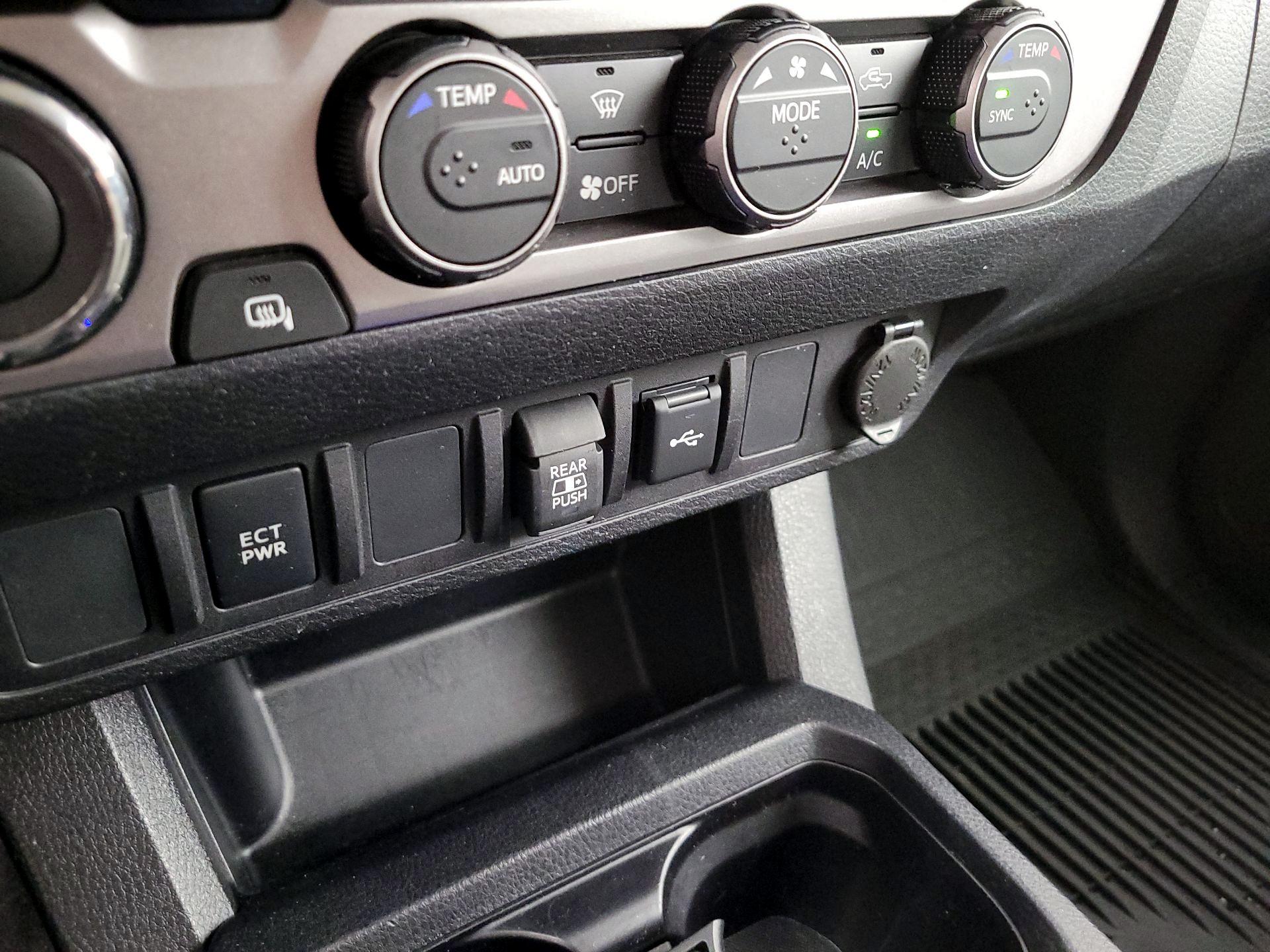 Thumbnail: 2023 Toyota Tacoma - 19