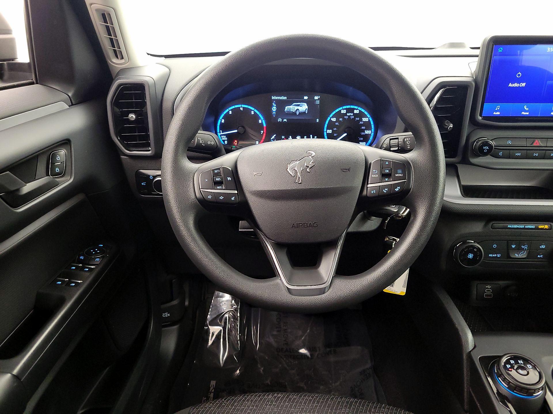 Thumbnail: 2023 Ford Bronco Sport - 10