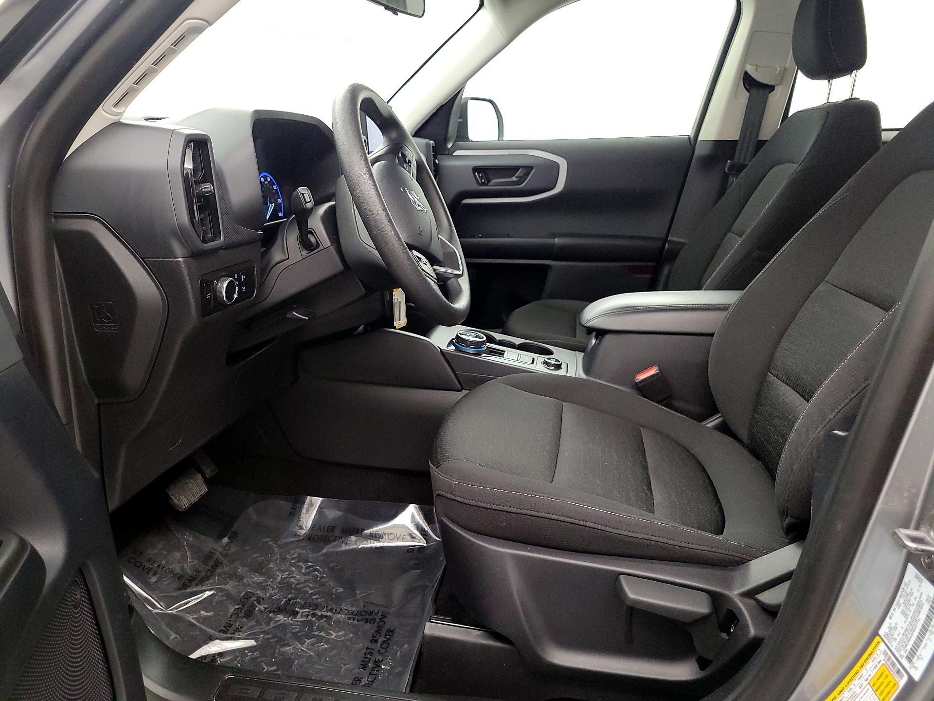 Thumbnail: 2023 Ford Bronco Sport - 11