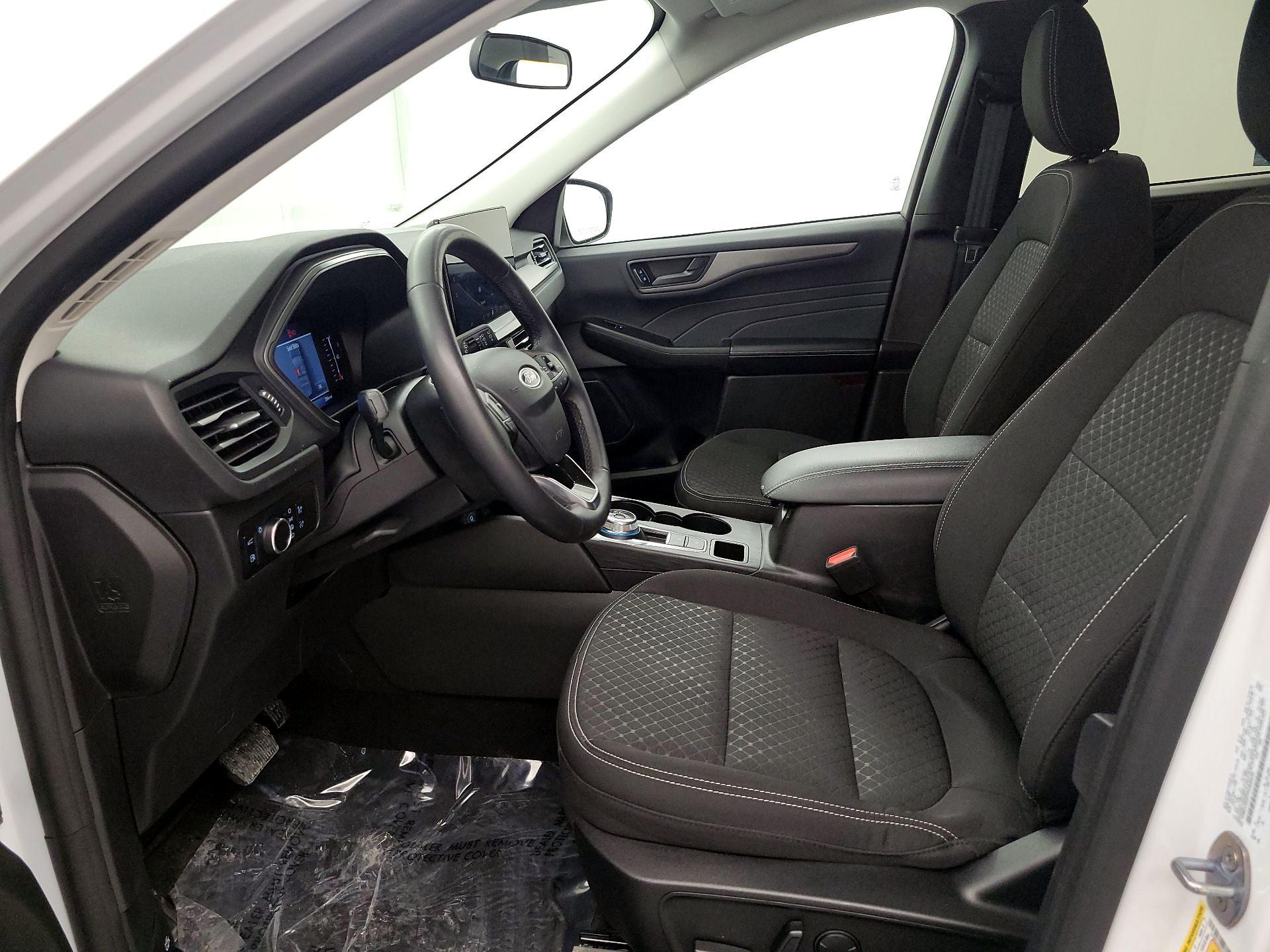 Thumbnail: 2023 Ford Escape - 11