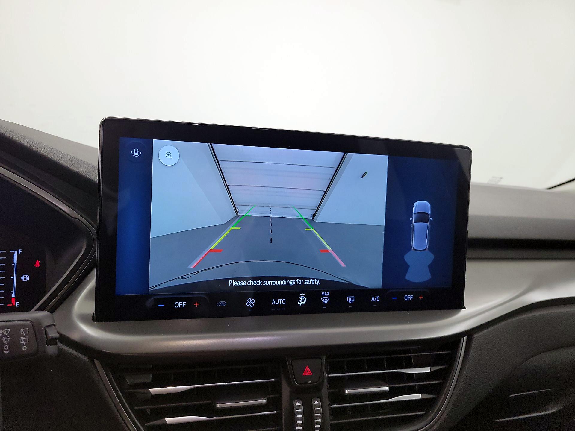 Thumbnail: 2023 Ford Escape - 15