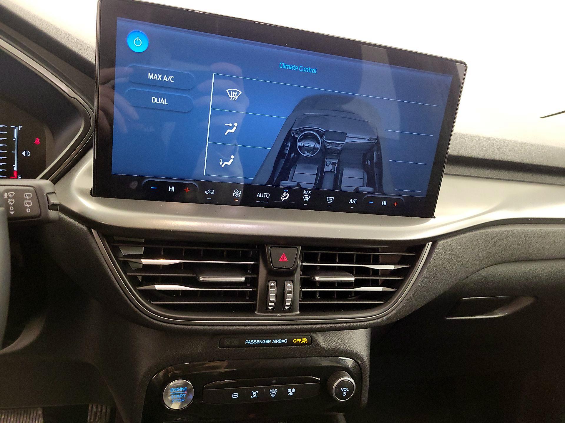 Thumbnail: 2023 Ford Escape - 17