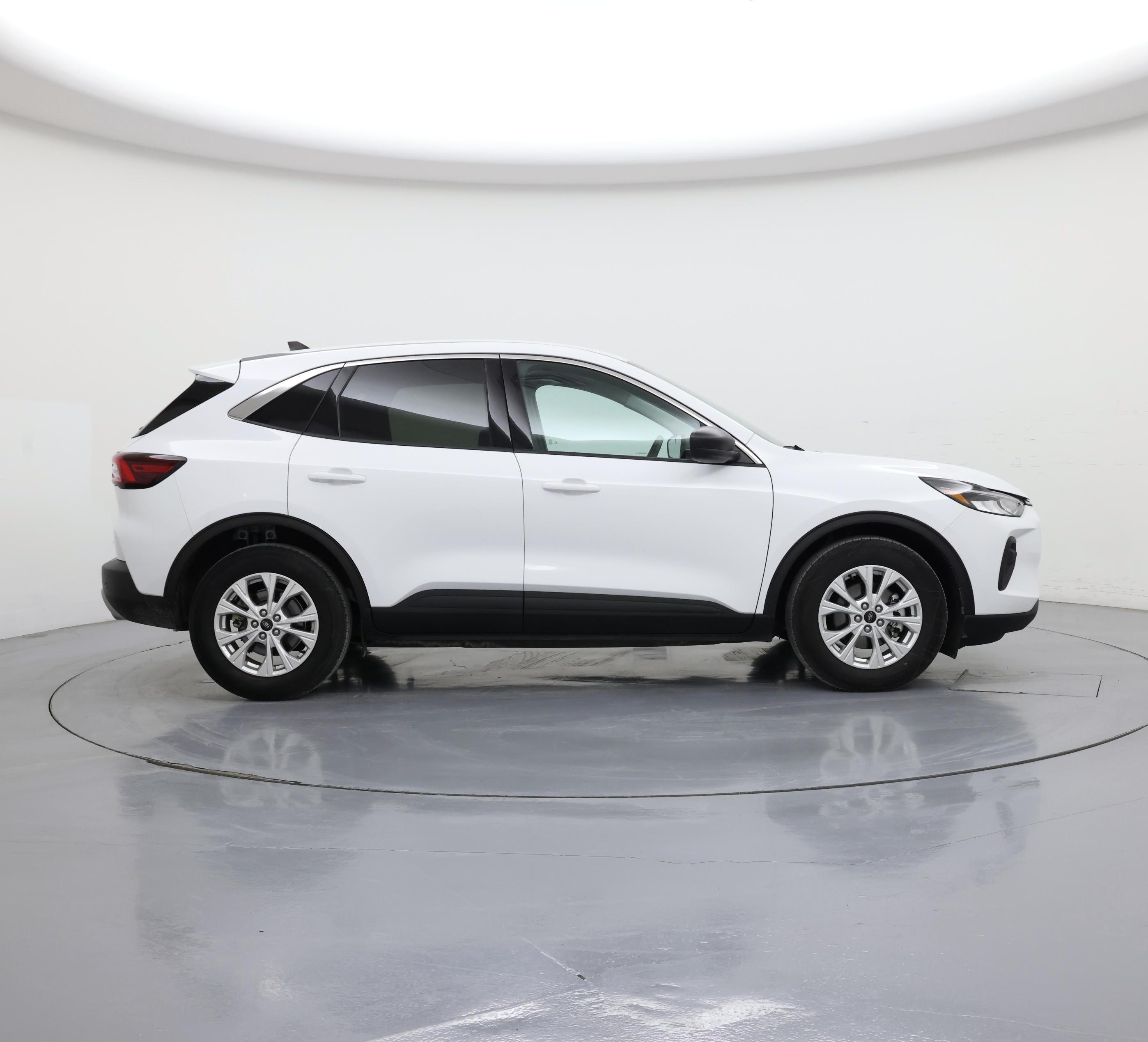 Thumbnail: 2023 Ford Escape - 7