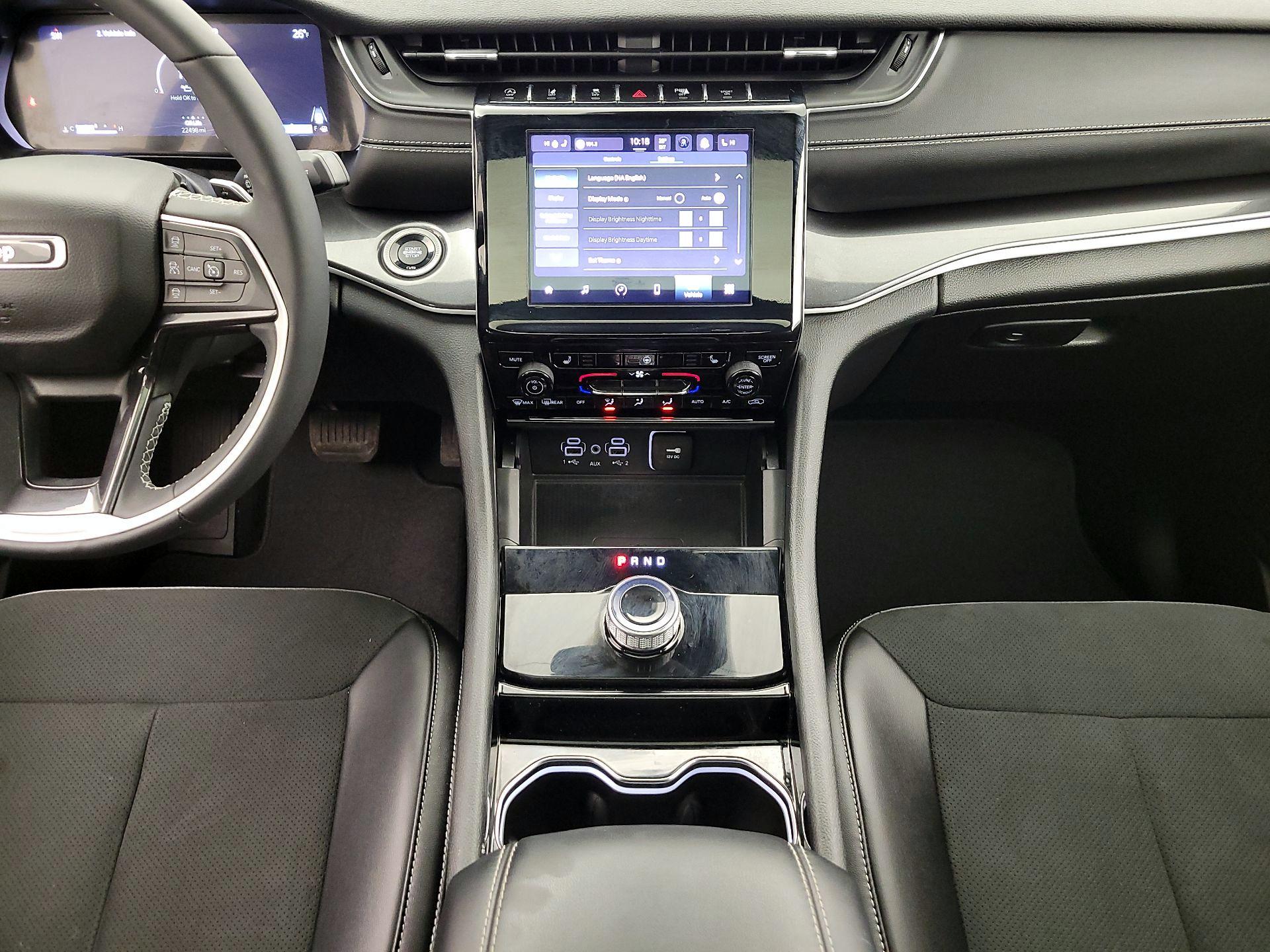 Thumbnail: 2023 Jeep Grand Cherokee - 17