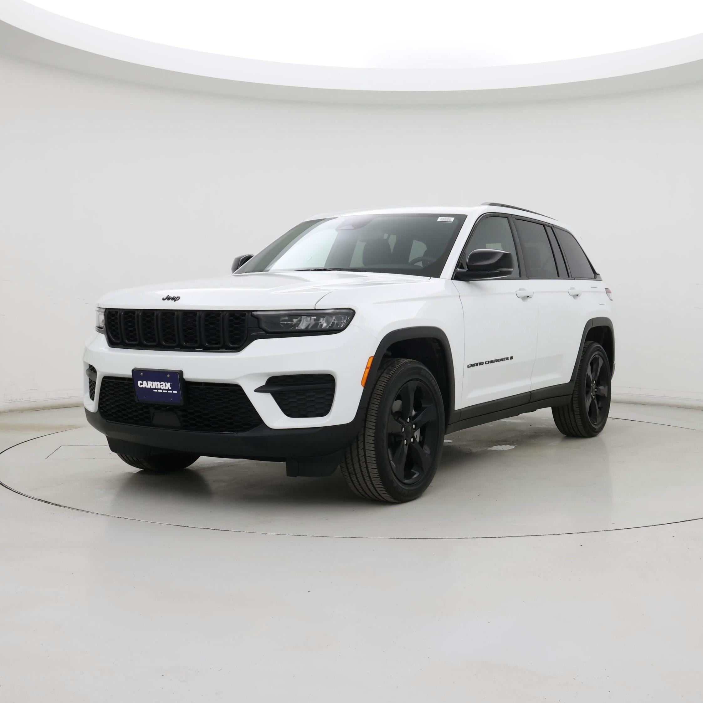 Thumbnail: 2023 Jeep Grand Cherokee - 4