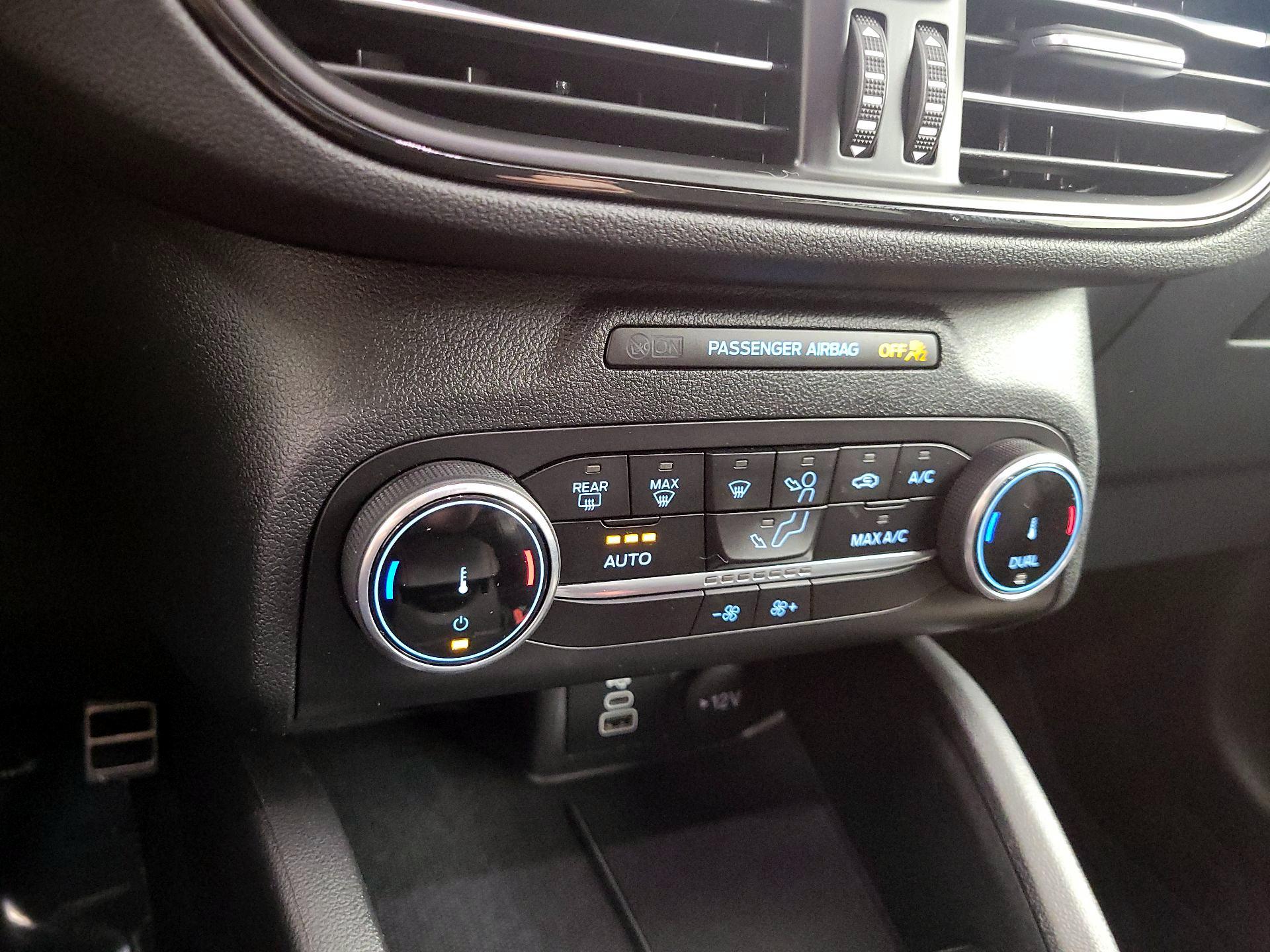 Thumbnail: 2024 Ford Escape - 16