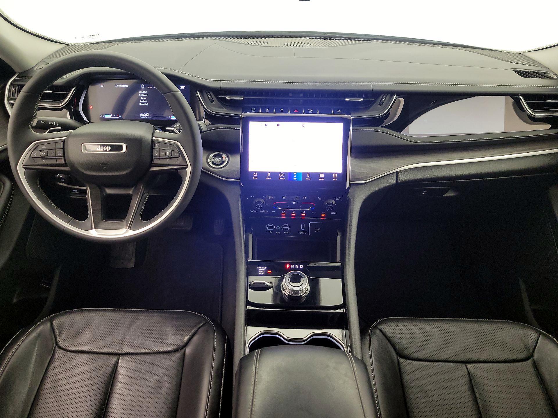 Thumbnail: 2023 Jeep Grand Cherokee L - 9