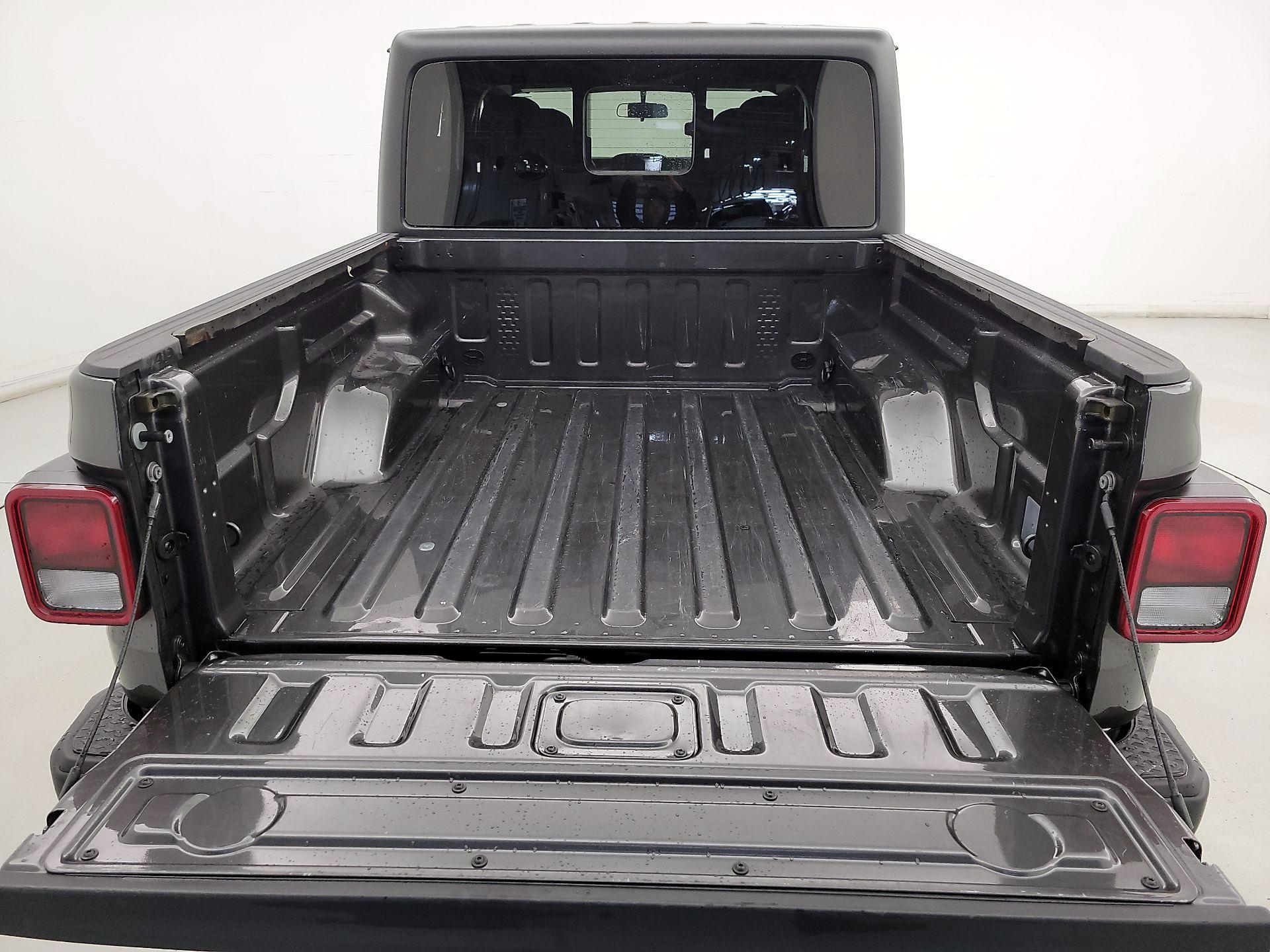 Thumbnail: 2022 Jeep Gladiator - 20