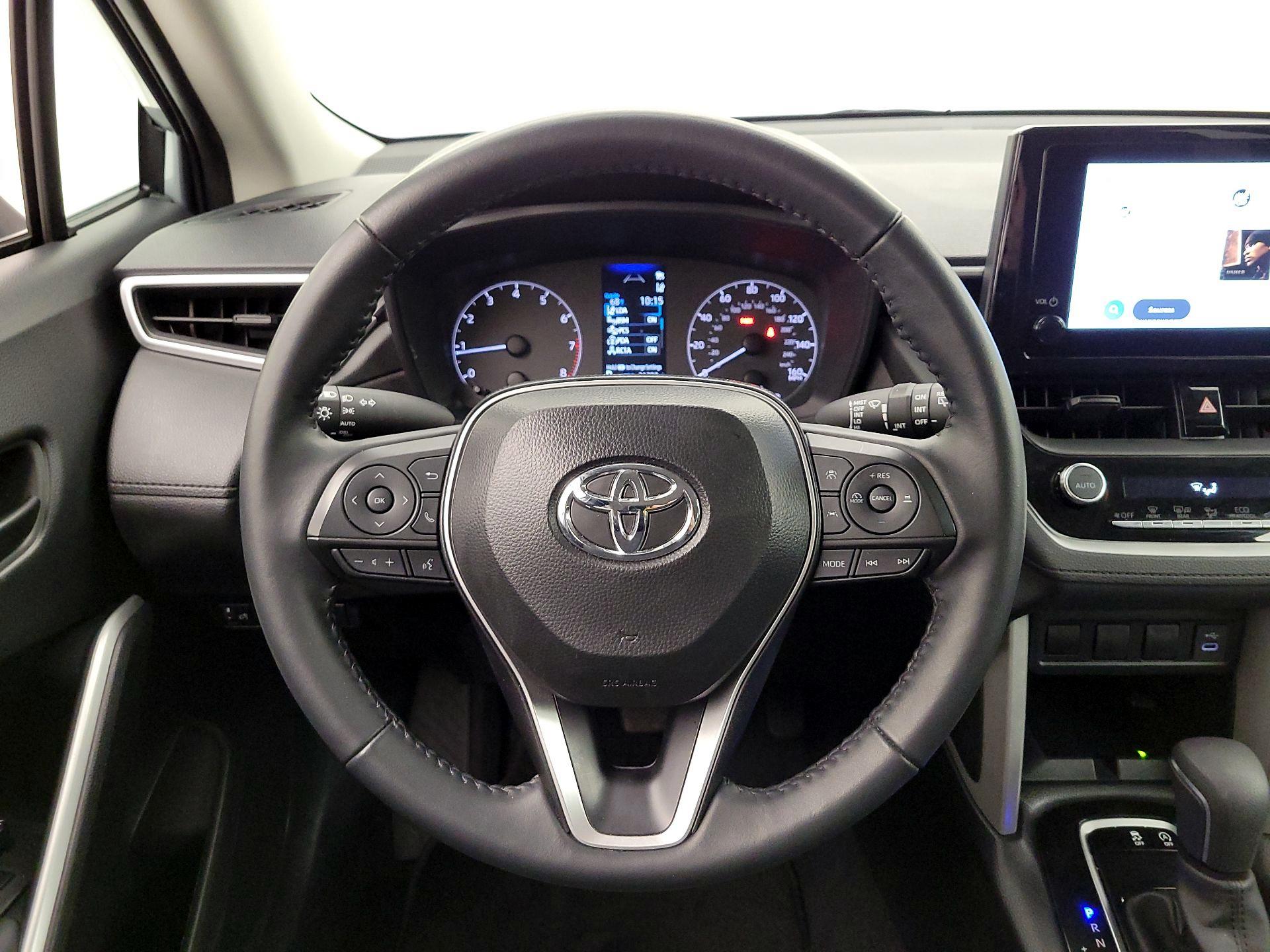 Thumbnail: 2025 Toyota Corolla Cross - 10