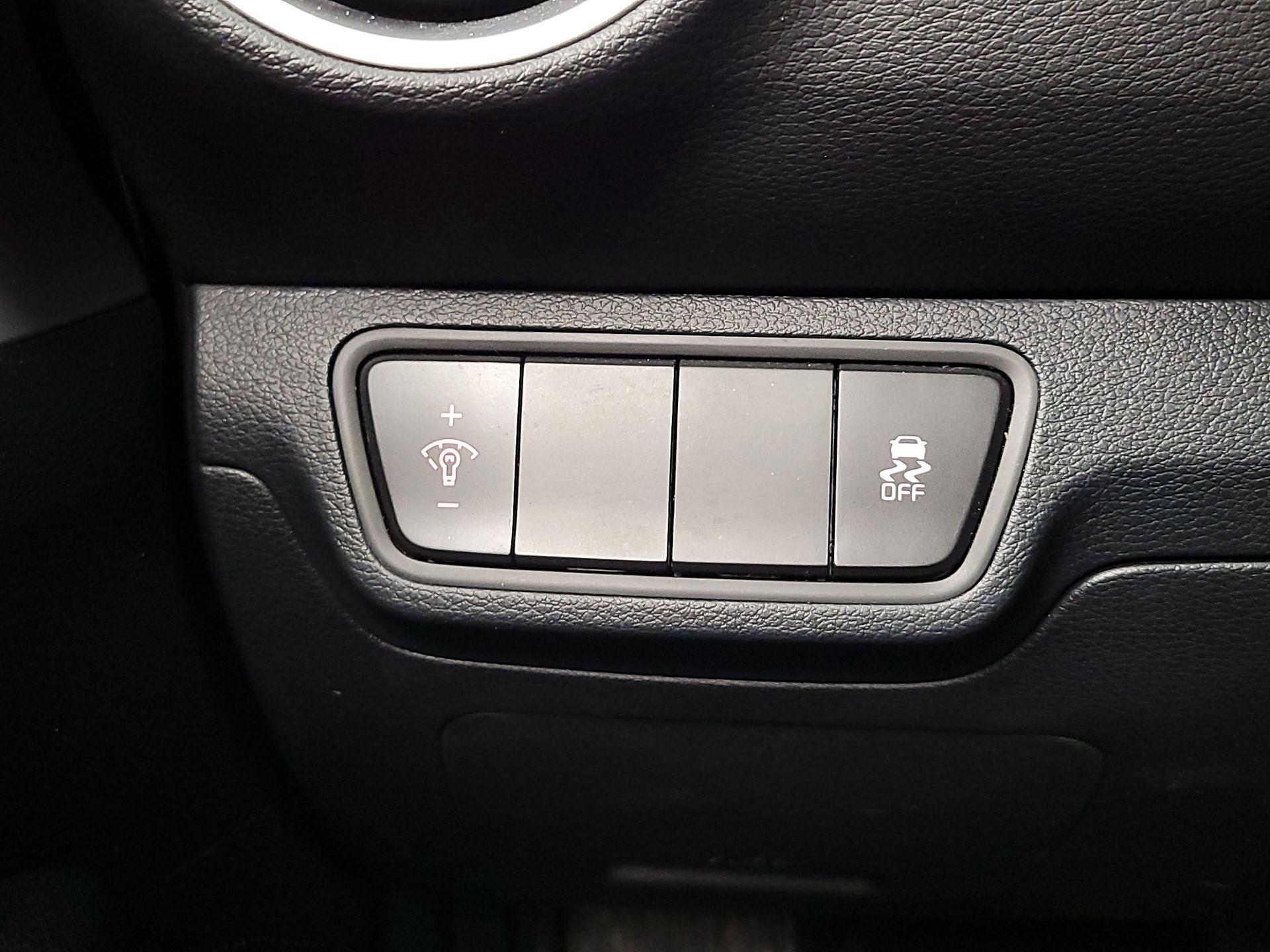 Thumbnail: 2024 Kia Forte - 13