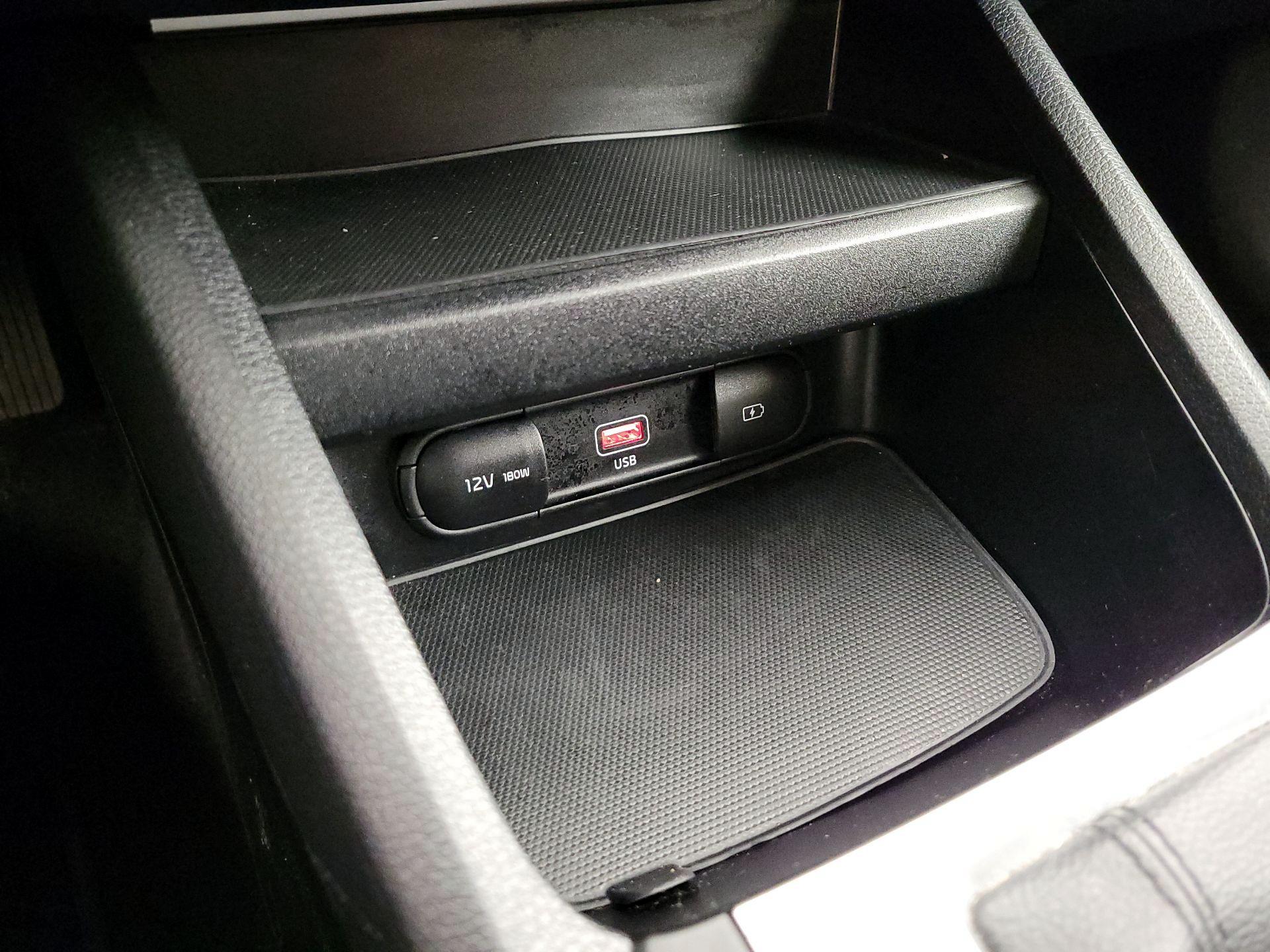 Thumbnail: 2024 Kia Forte - 18