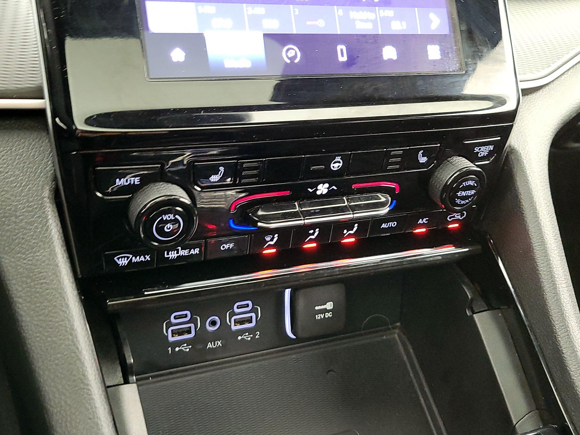 Thumbnail: 2023 Jeep Grand Cherokee - 16