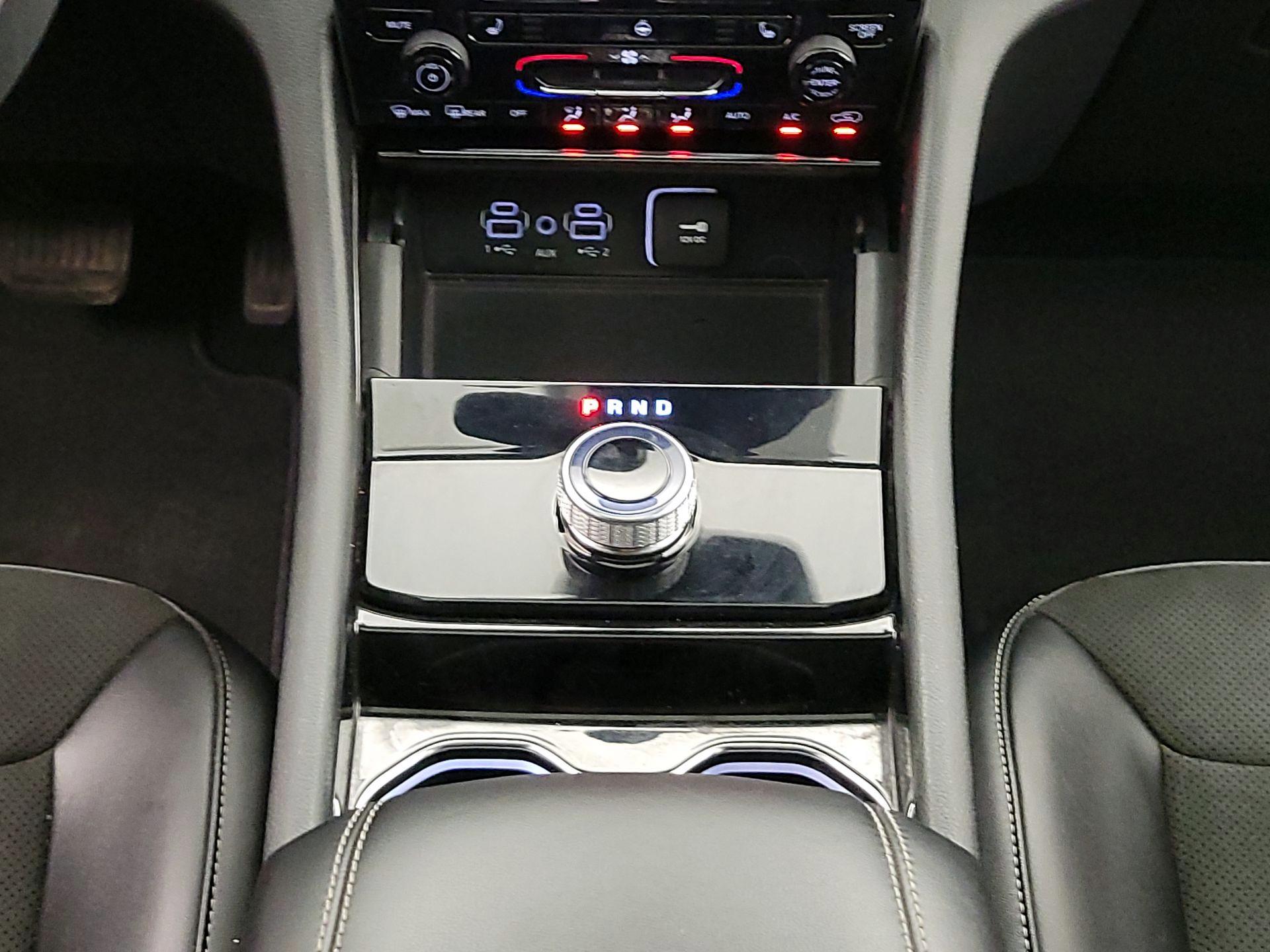 Thumbnail: 2023 Jeep Grand Cherokee - 17