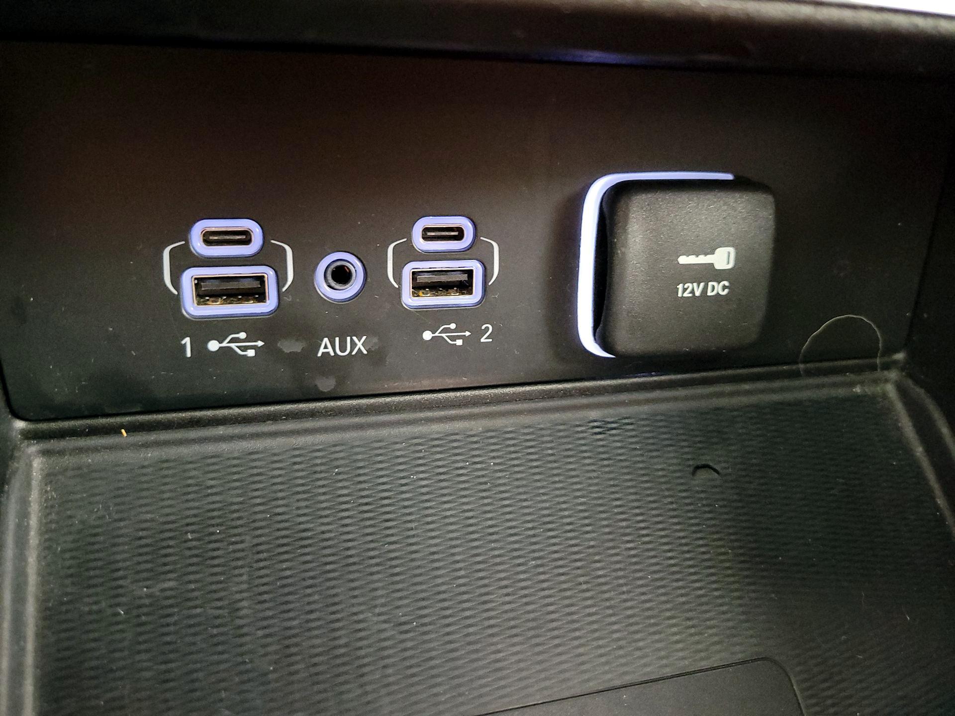 Thumbnail: 2023 Jeep Grand Cherokee - 18