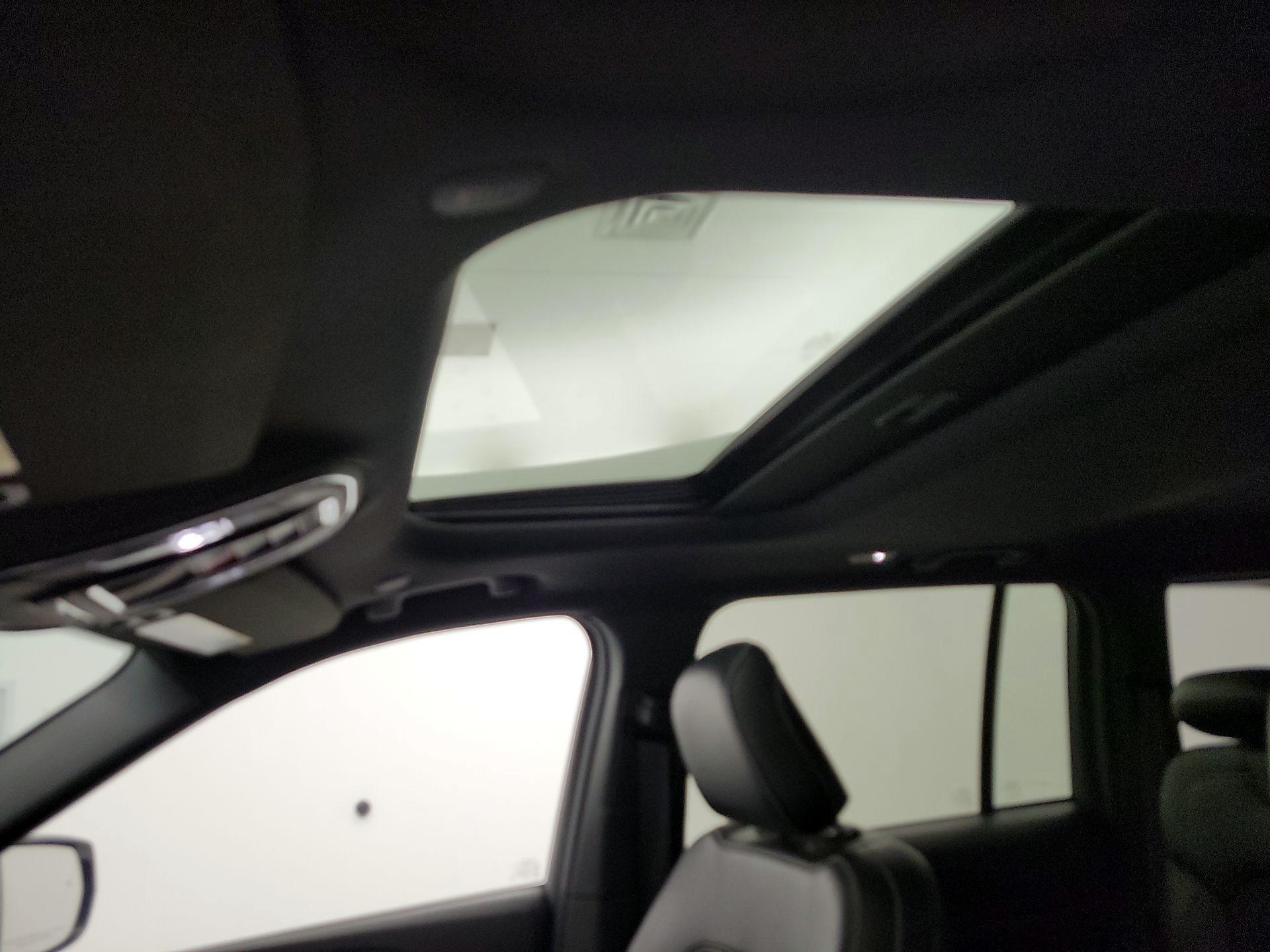 Thumbnail: 2023 Jeep Grand Cherokee - 19