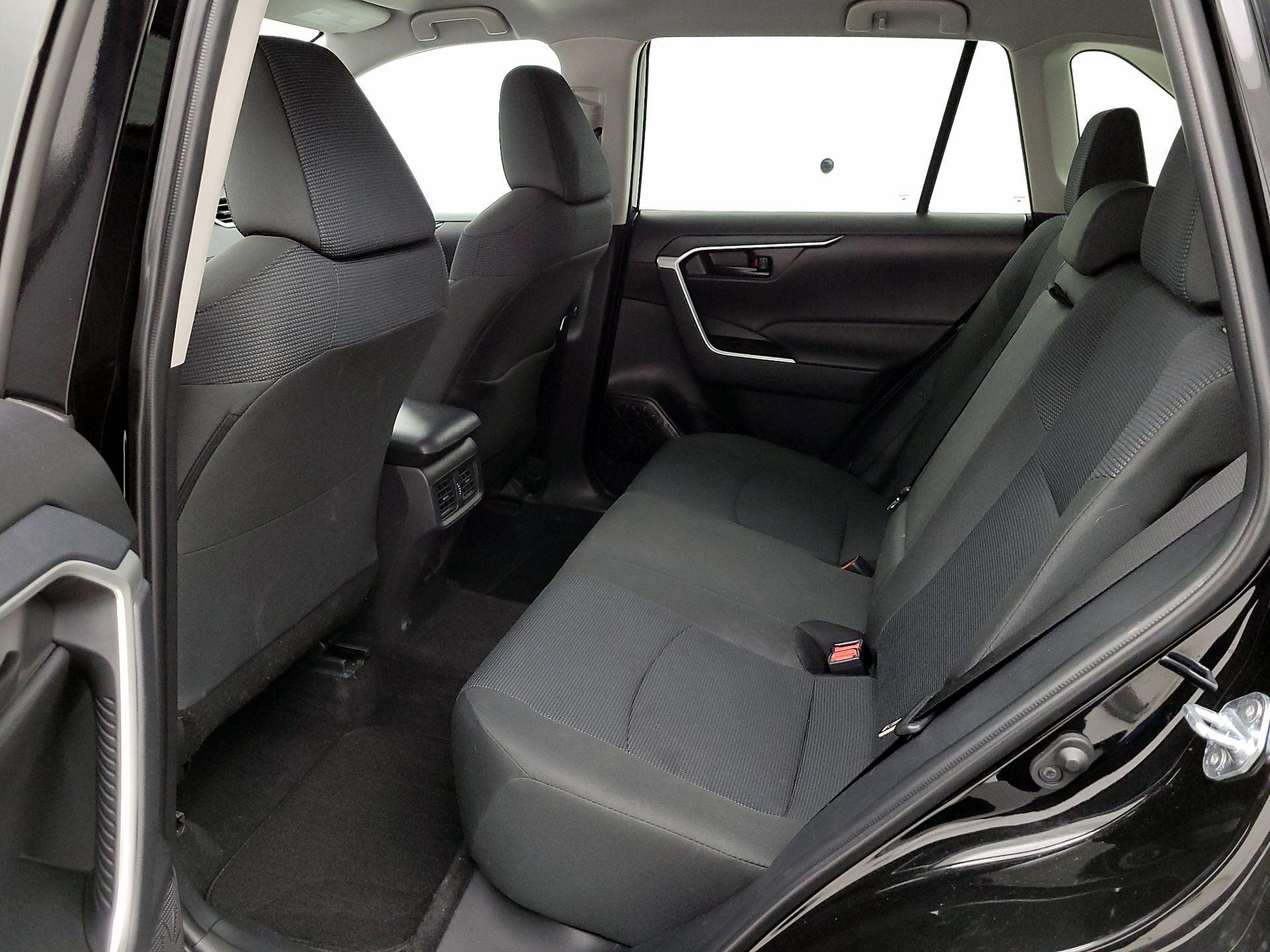 Thumbnail: 2025 Toyota RAV4 - 20