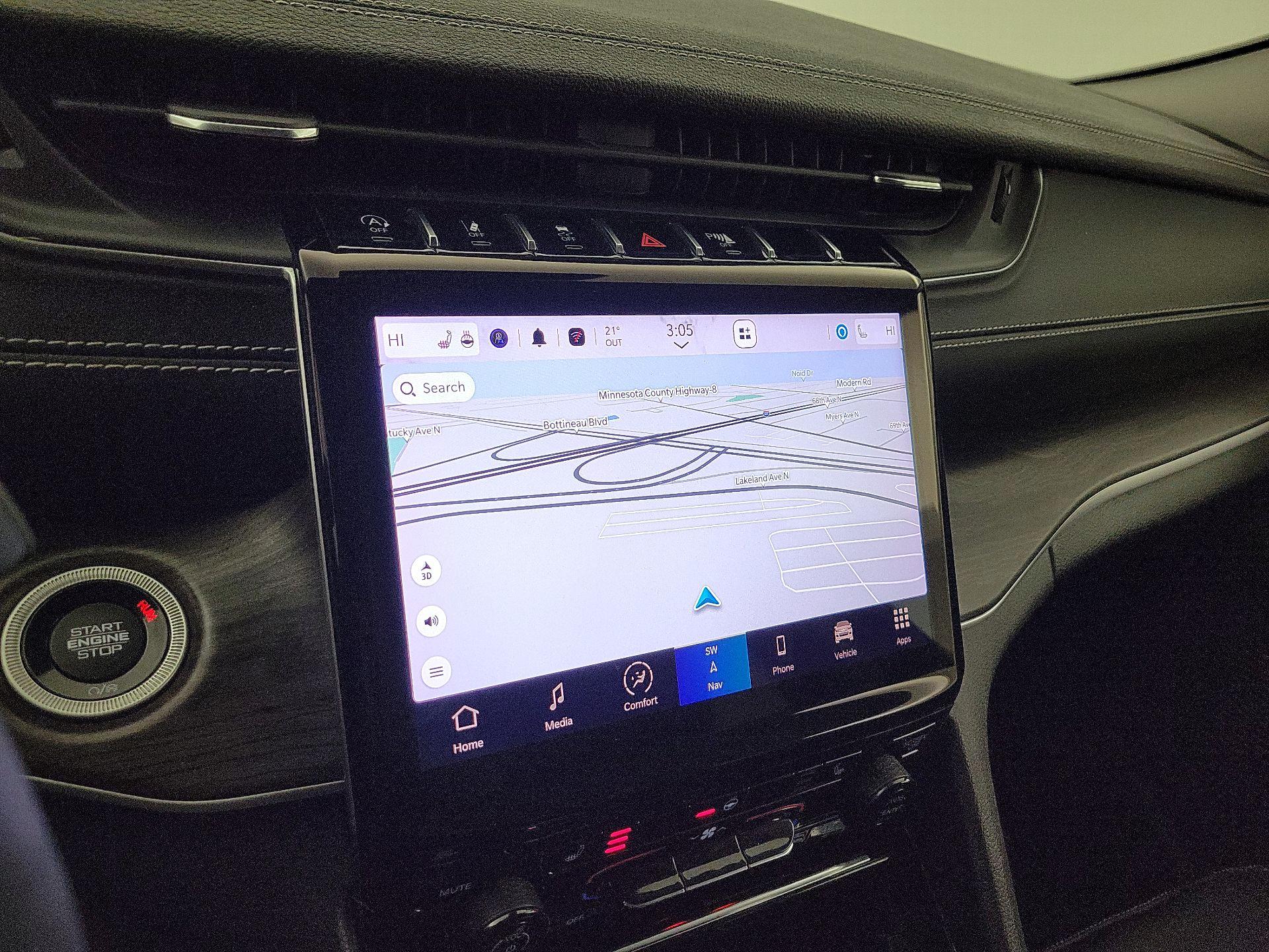 Thumbnail: 2023 Jeep Grand Cherokee - 14