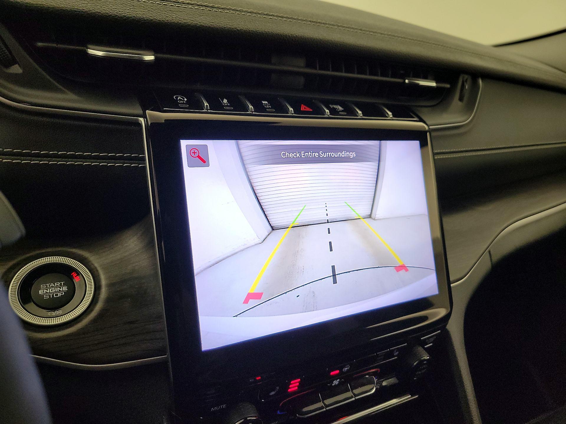 Thumbnail: 2023 Jeep Grand Cherokee - 15