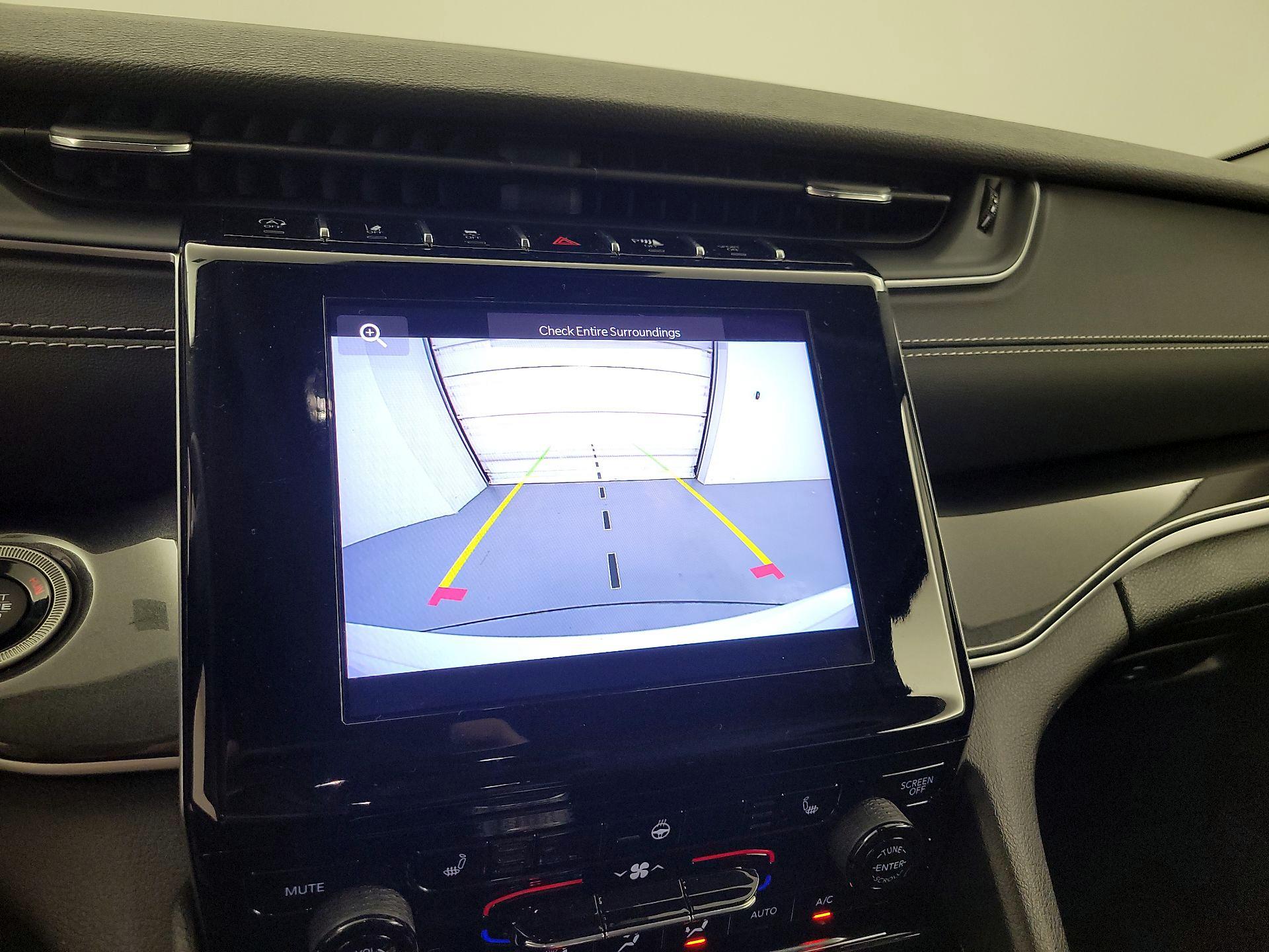 Thumbnail: 2022 Jeep Grand Cherokee - 14