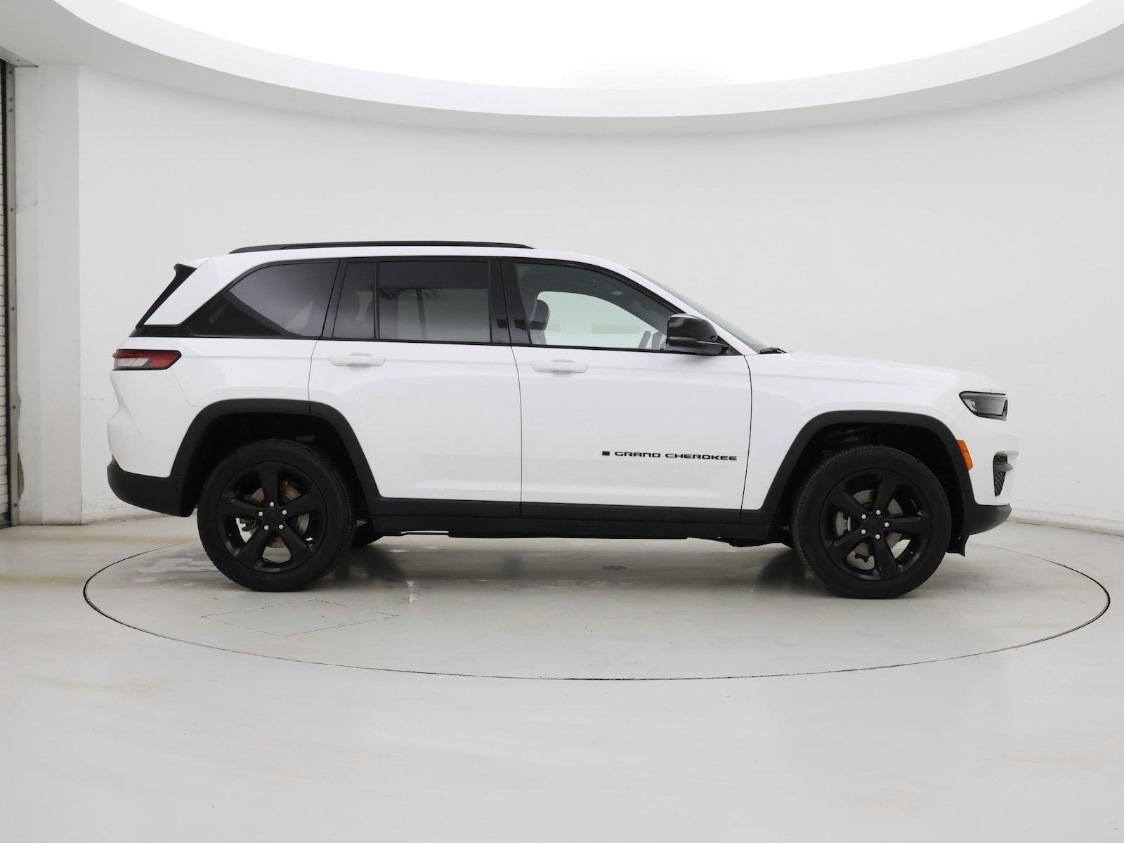 2022 Jeep Grand Cherokee Altitude - Photo 8