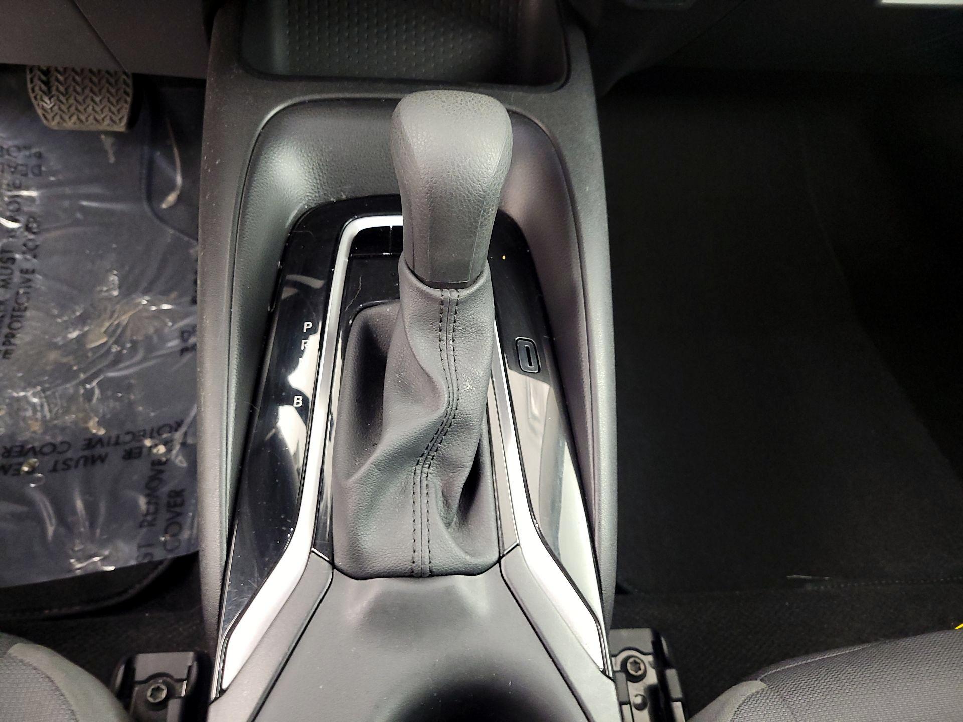 Thumbnail: 2025 Toyota Corolla - 17