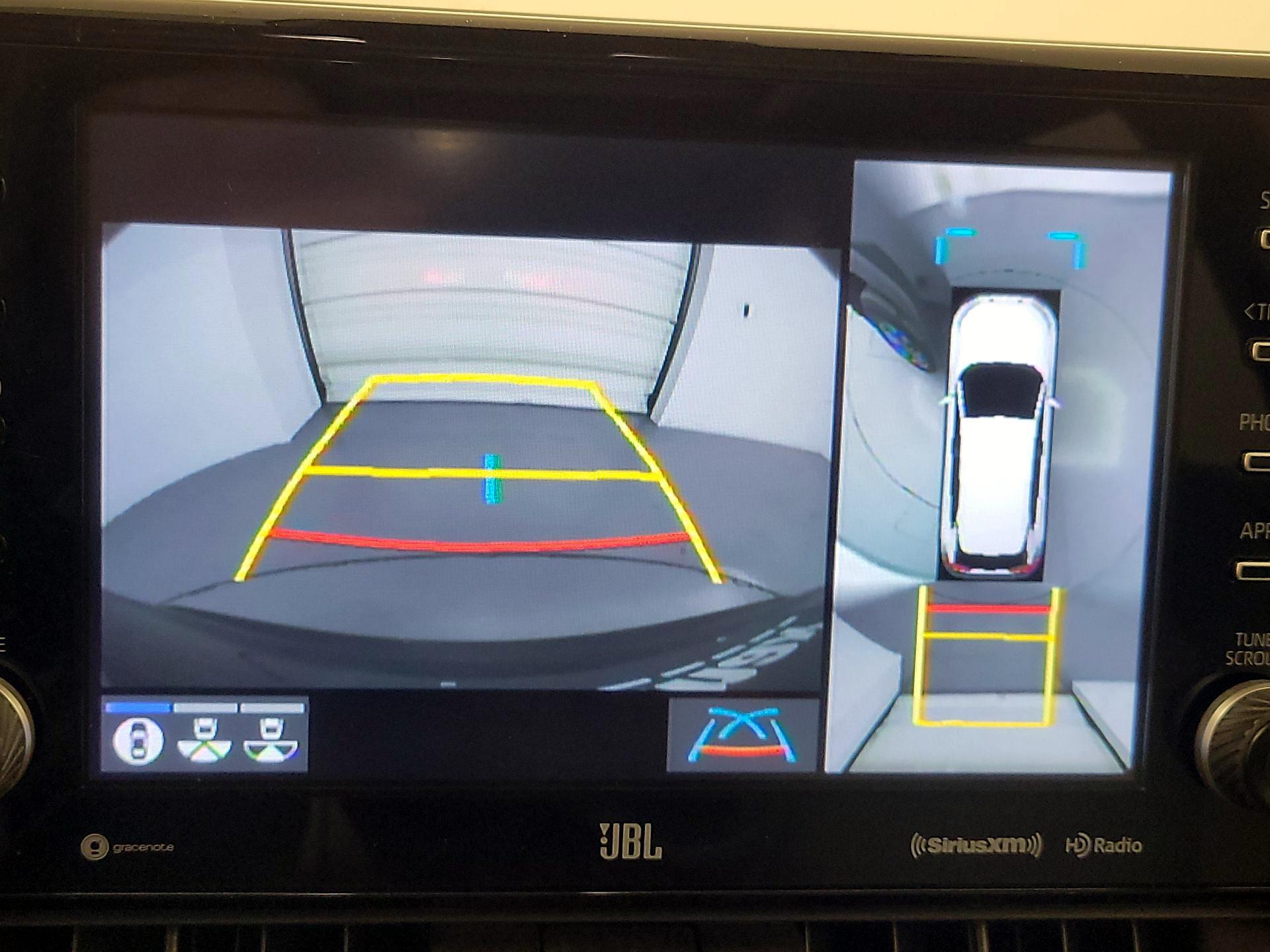 Thumbnail: 2022 Toyota RAV4 - 14