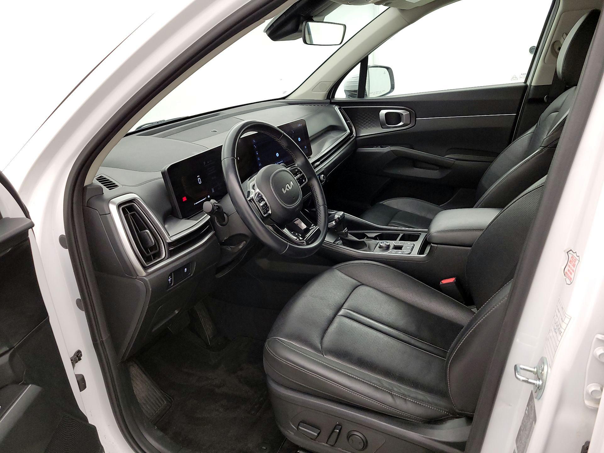 Thumbnail: 2024 Kia Sorento - 11