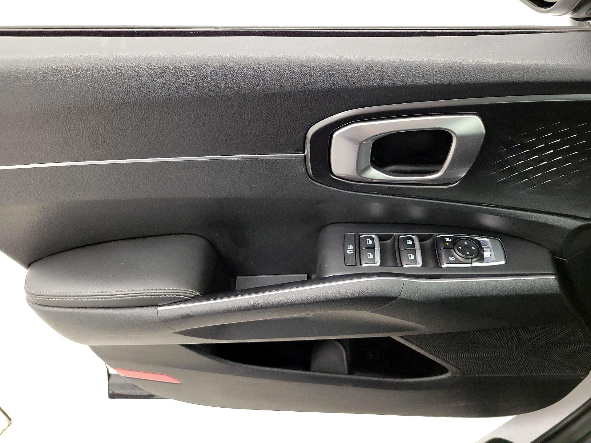 Thumbnail: 2024 Kia Sorento - 12