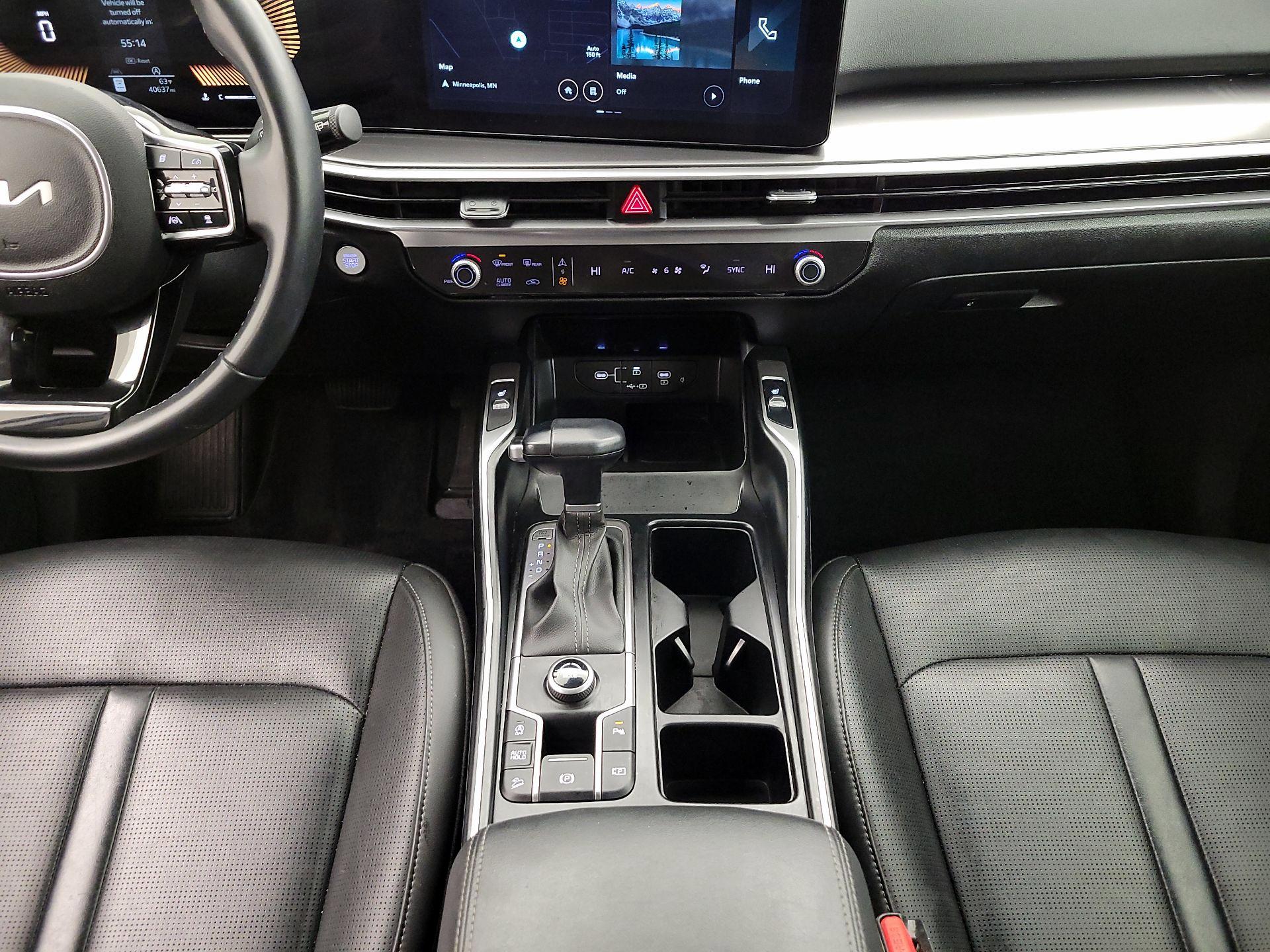 Thumbnail: 2024 Kia Sorento - 18