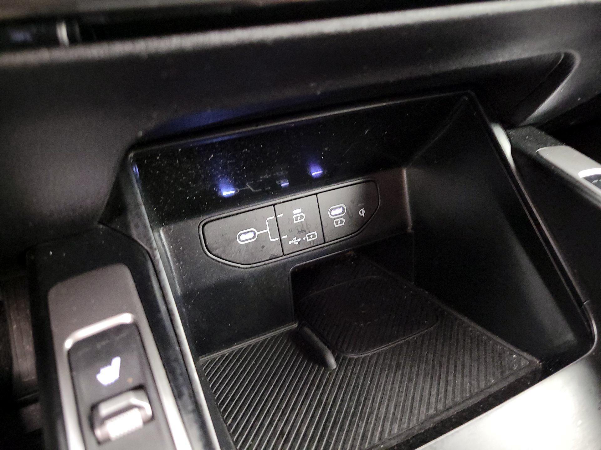 Thumbnail: 2024 Kia Sorento - 19