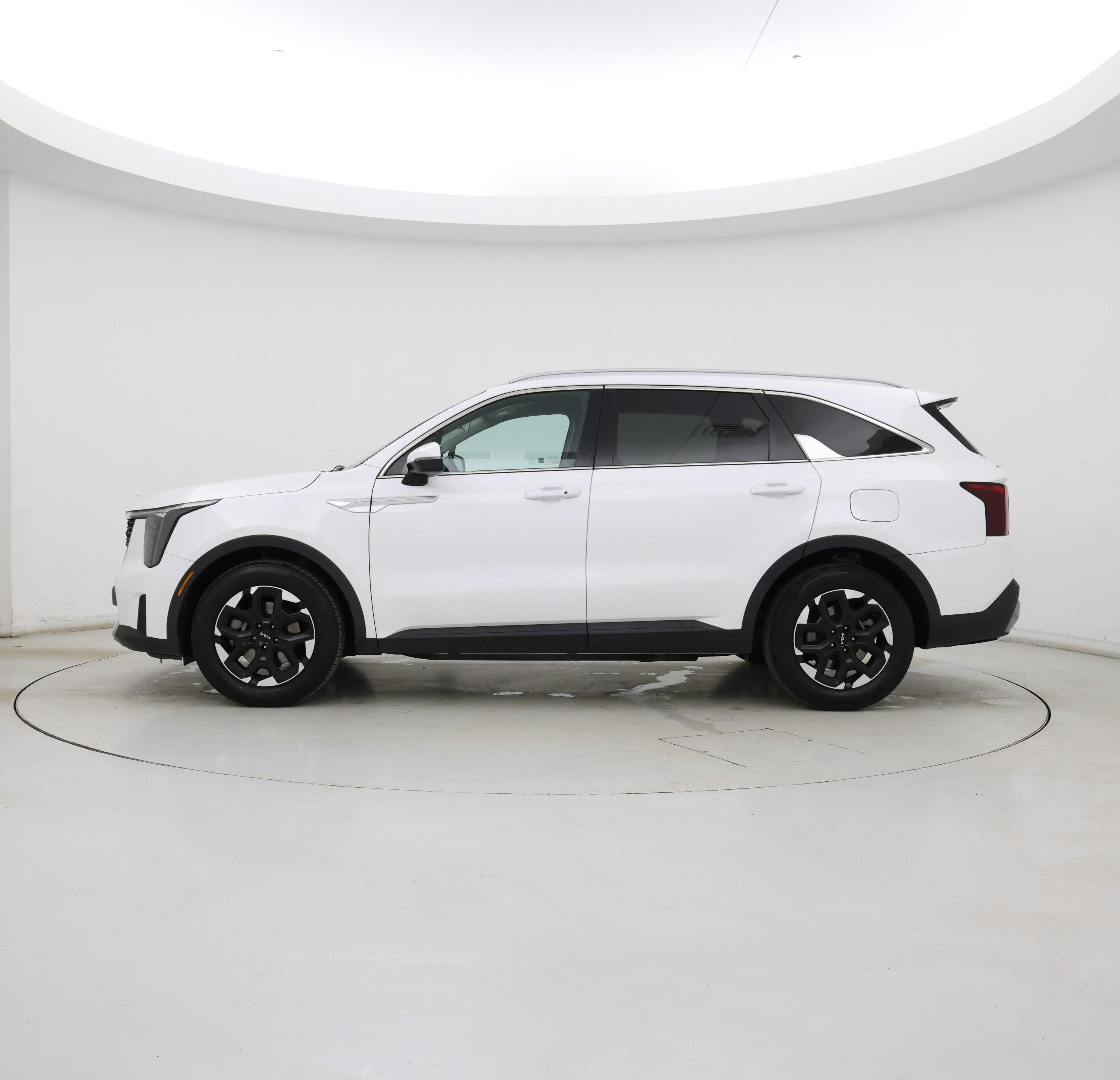 Thumbnail: 2024 Kia Sorento - 3