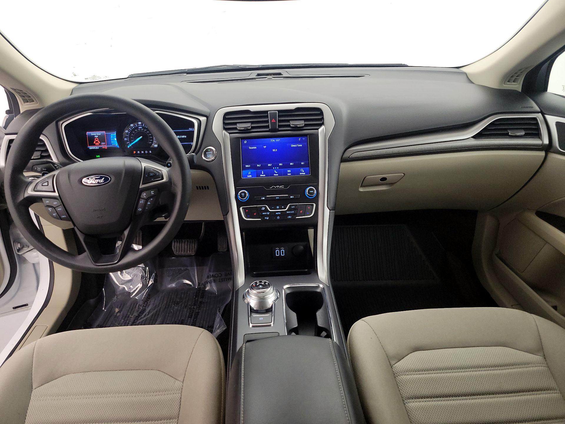 Thumbnail: 2020 Ford Fusion - 9