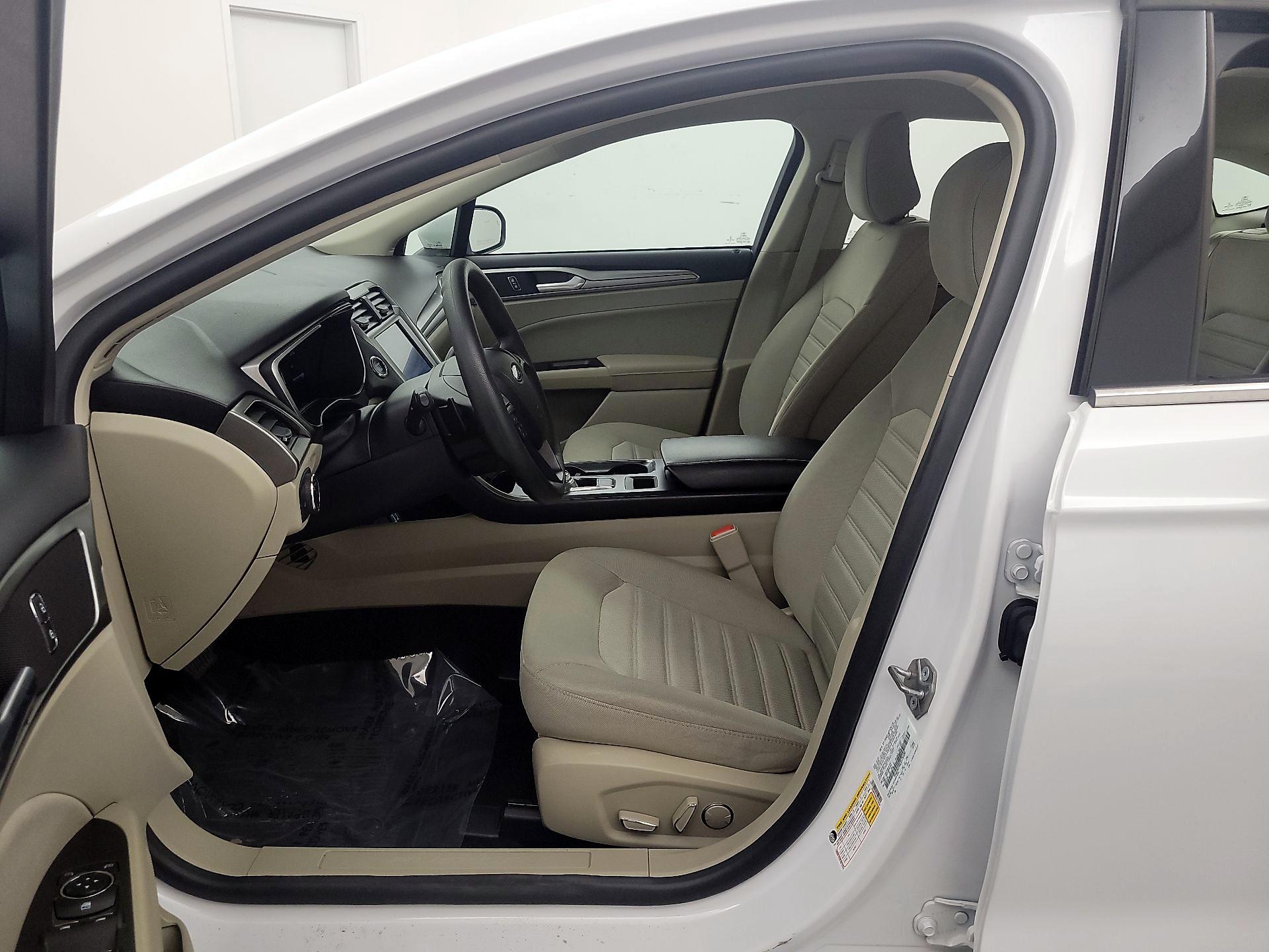 Thumbnail: 2020 Ford Fusion - 11