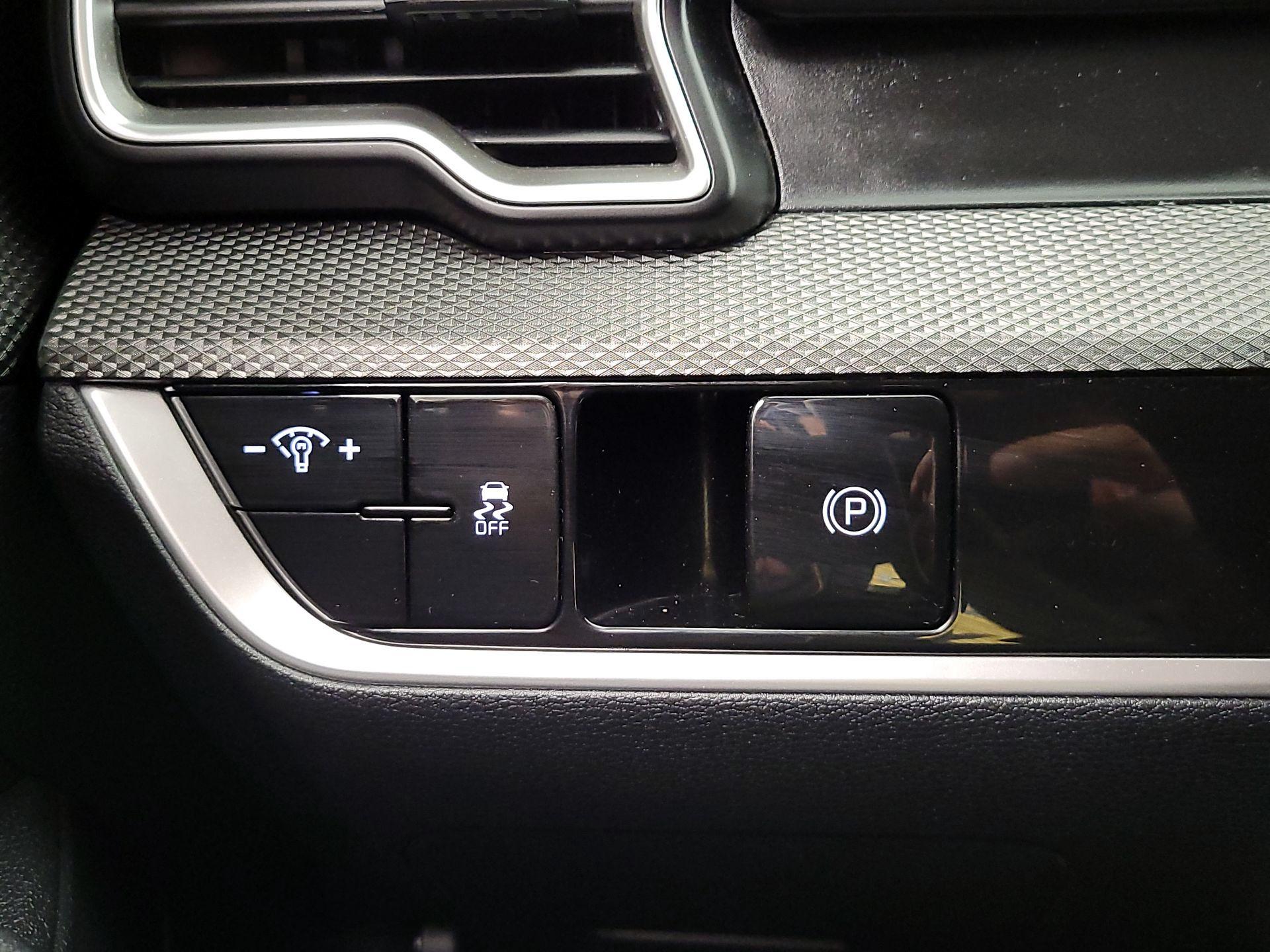 Thumbnail: 2024 Kia Sportage - 13