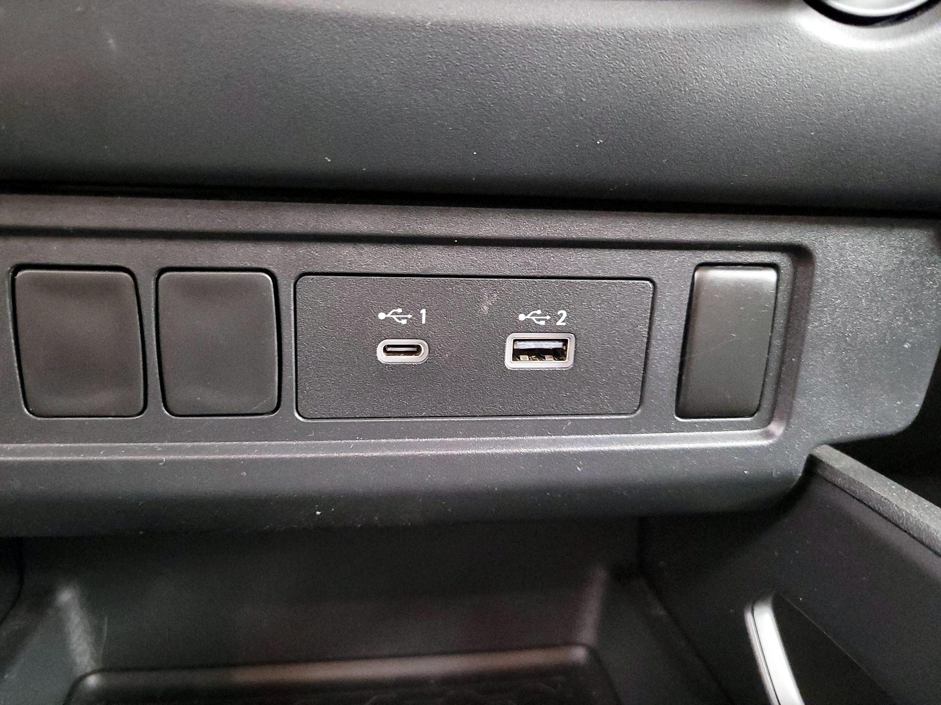 Thumbnail: 2022 Nissan Frontier - 18