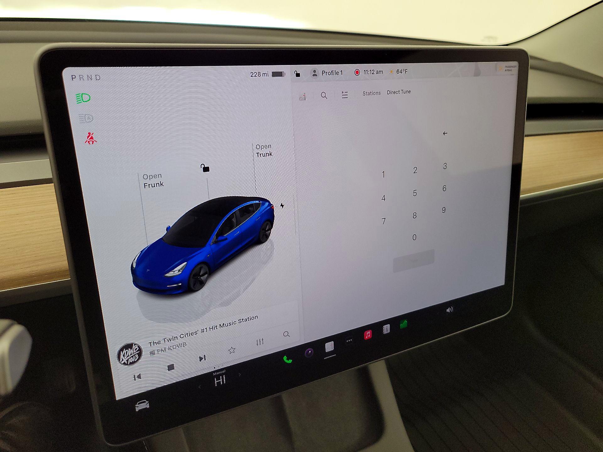 Thumbnail: 2023 Tesla Model 3 - 15