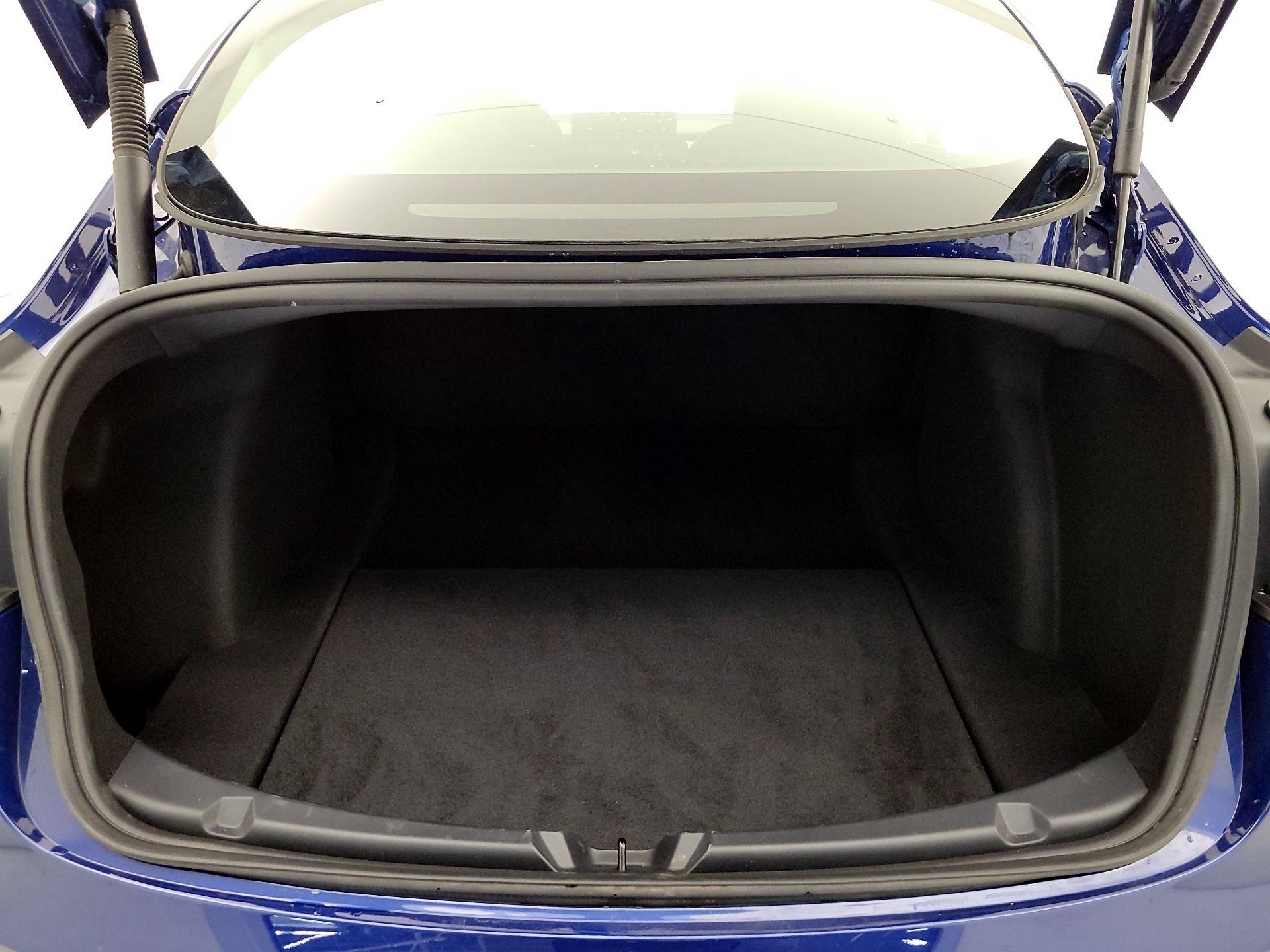 Thumbnail: 2023 Tesla Model 3 - 20